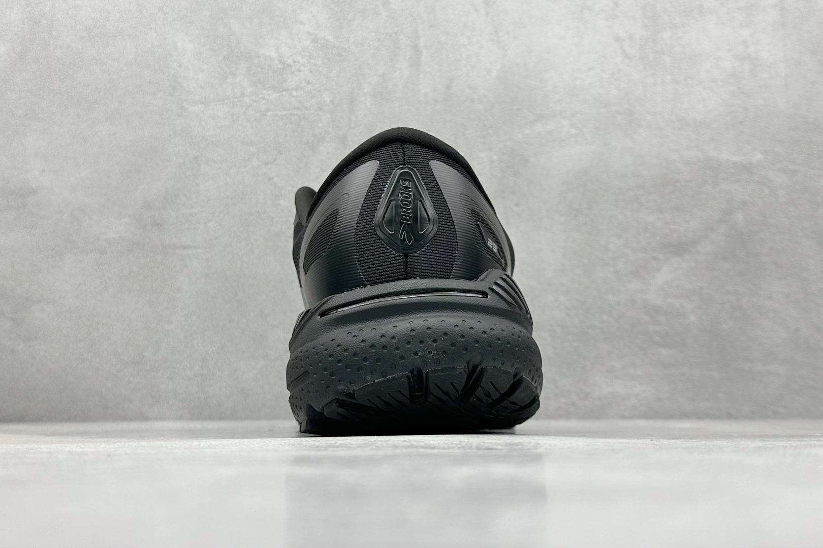 180 Z版Brooks Adrenaline GTS 23 布鲁克斯网面运动鞋 120381 1D 020-Chinese UA Cheap High Quatity Brand Clothes Bags handbags Sneakers wholesale wholesaler seller from China Factory suppliers Fashion Clothing Shoes best Quality Beautiful Price 180 Z版Brooks Adrenaline GTS 23 布鲁克斯网面运动鞋 120381 1D 020