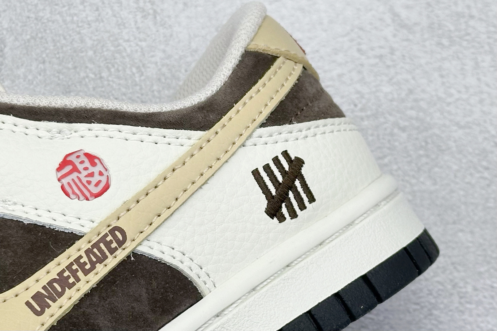 240 XC版Nk SB Dunk Low UN联名 米棕卡其勾 周年高端定制 低帮休闲板鞋 DJ2024-089-Chinese UA Cheap High Quatity Brand Clothes Bags handbags Sneakers wholesale wholesaler seller from China Factory suppliers Fashion Clothing Shoes best Quality Beautiful Price 240 XC版Nk SB Dunk Low UN联名 米棕卡其勾 周年高端定制 低帮休闲板鞋 DJ2024-089