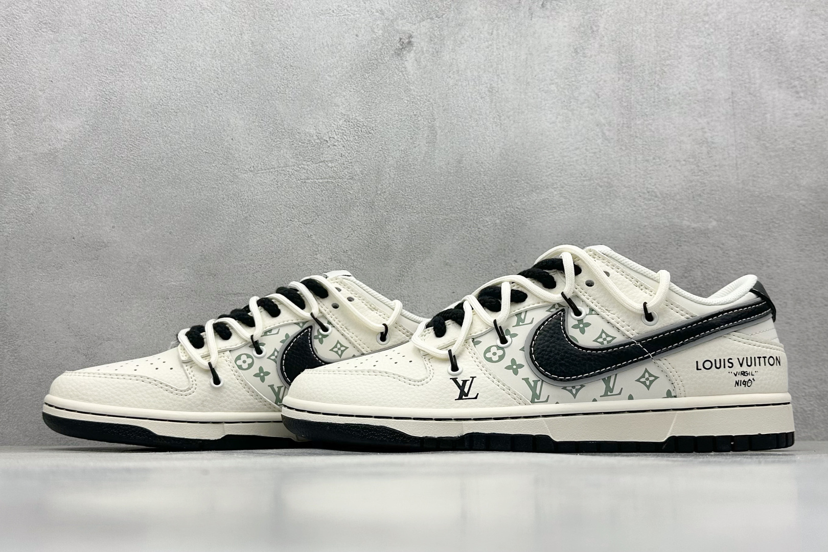 300 XC版Nike SB Dunk Low LV联名 米白绑带黑勾 周年高端定制 低帮休闲板鞋 YX5066-337-Chinese UA Cheap High Quatity Brand Clothes Bags handbags Sneakers wholesale wholesaler seller from China Factory suppliers Fashion Clothing Shoes best Quality Beautiful Price 300 XC版Nike SB Dunk Low LV联名 米白绑带黑勾 周年高端定制 低帮休闲板鞋 YX5066-337