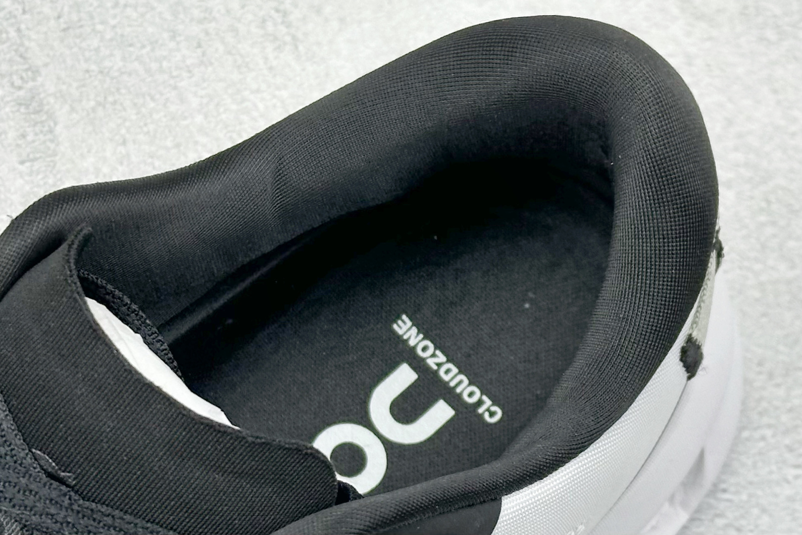 KITH x On Cloudzone 昂跑舒适百搭防滑耐磨 低帮休闲跑步鞋