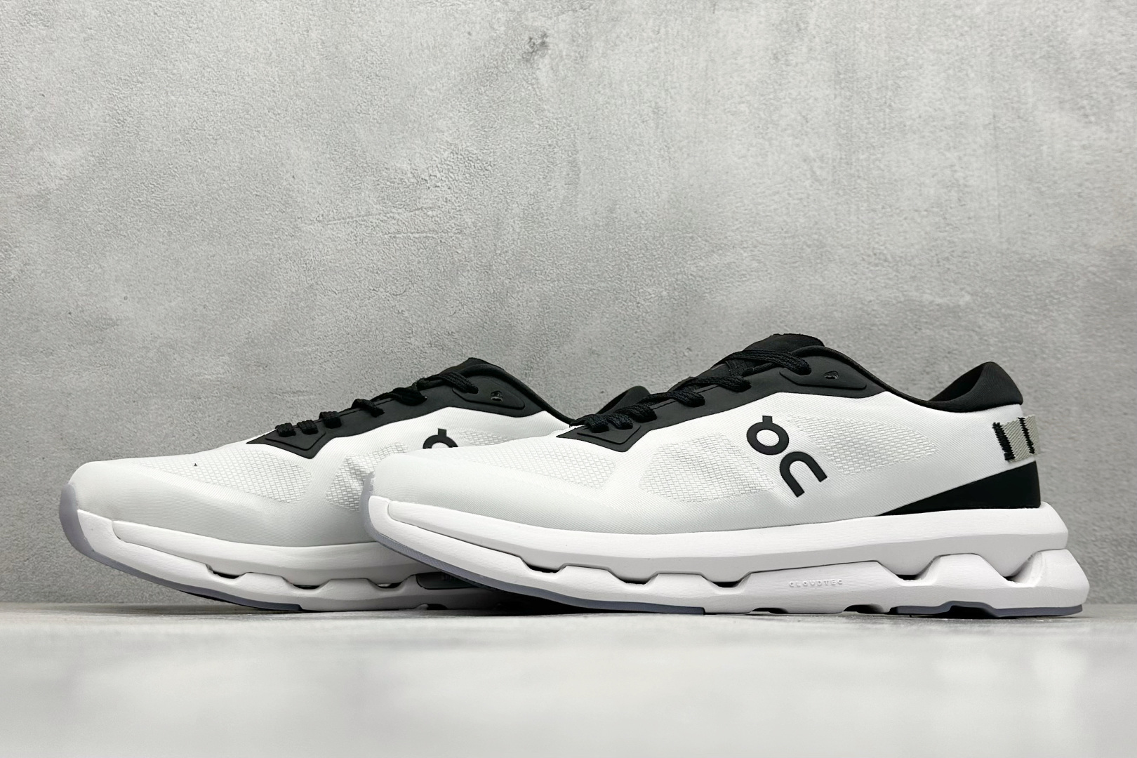 KITH x On Cloudzone 昂跑舒适百搭防滑耐磨 低帮休闲跑步鞋