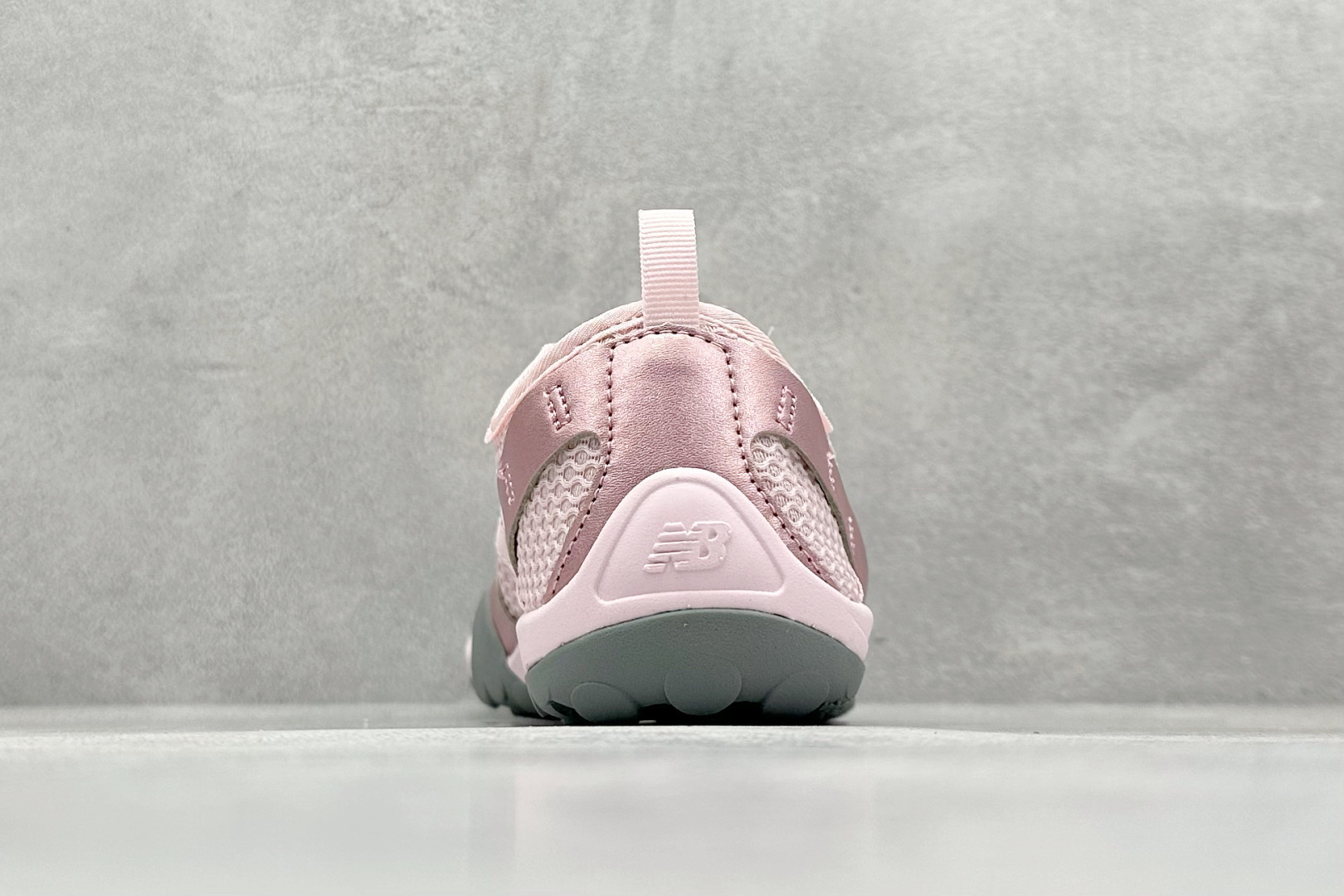 ISSEY MIYAKE/ x New Balance NB MT10O 舒适时尚 减震耐磨 低帮 生活休闲鞋 MT10OMA