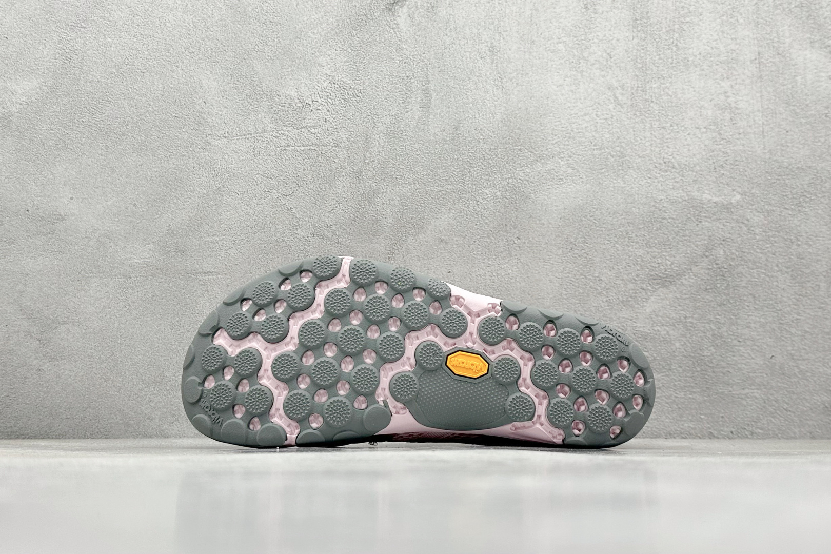 ISSEY MIYAKE/ x New Balance NB MT10O 舒适时尚 减震耐磨 低帮 生活休闲鞋 MT10OMA