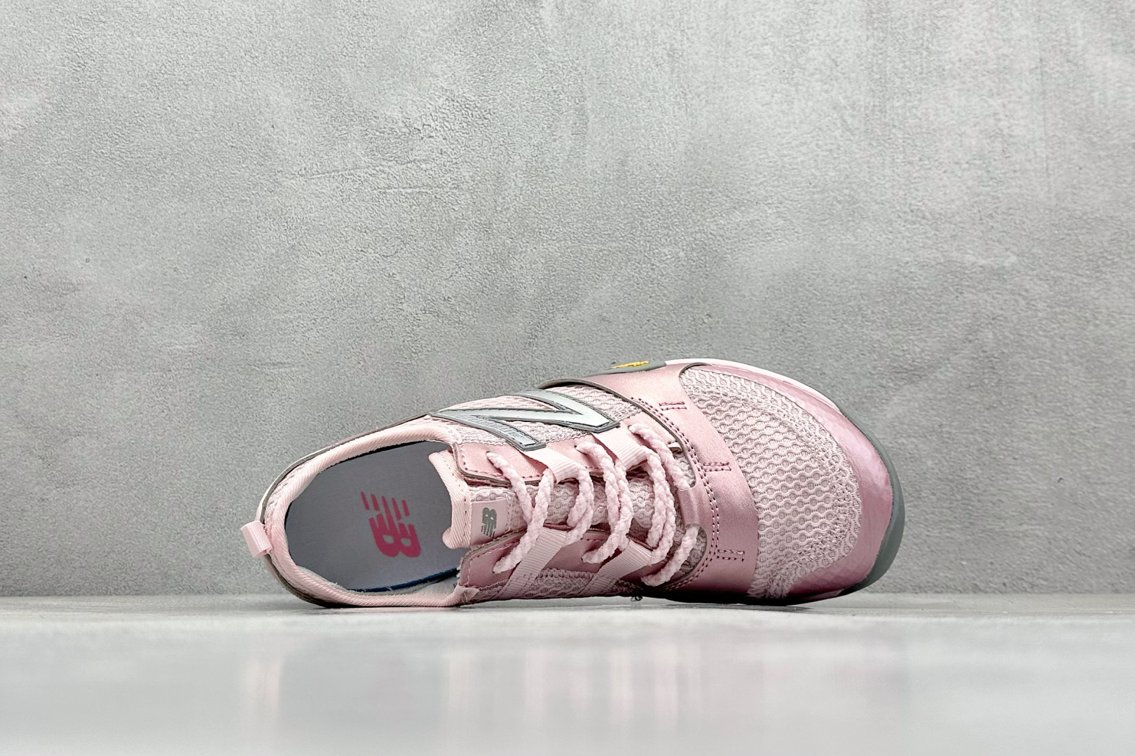 ISSEY MIYAKE/ x New Balance NB MT10O 舒适时尚 减震耐磨 低帮 生活休闲鞋 MT10OMA