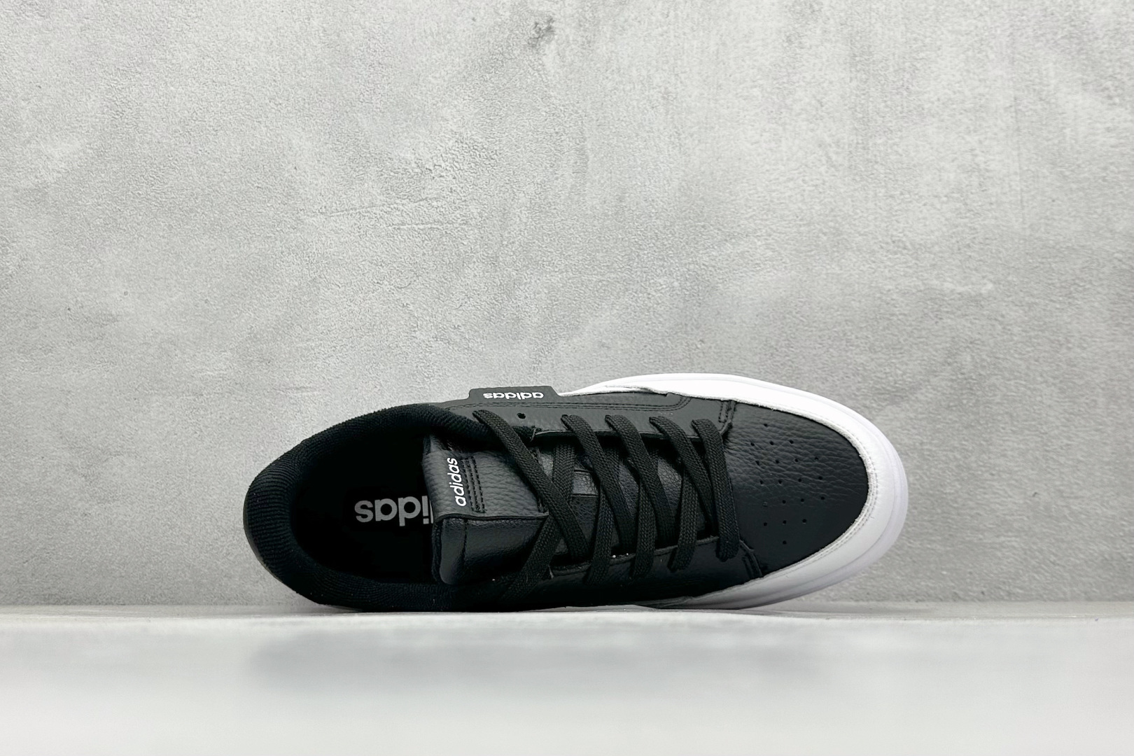 170 adidas Aspyre 校园休闲板鞋 JP7117