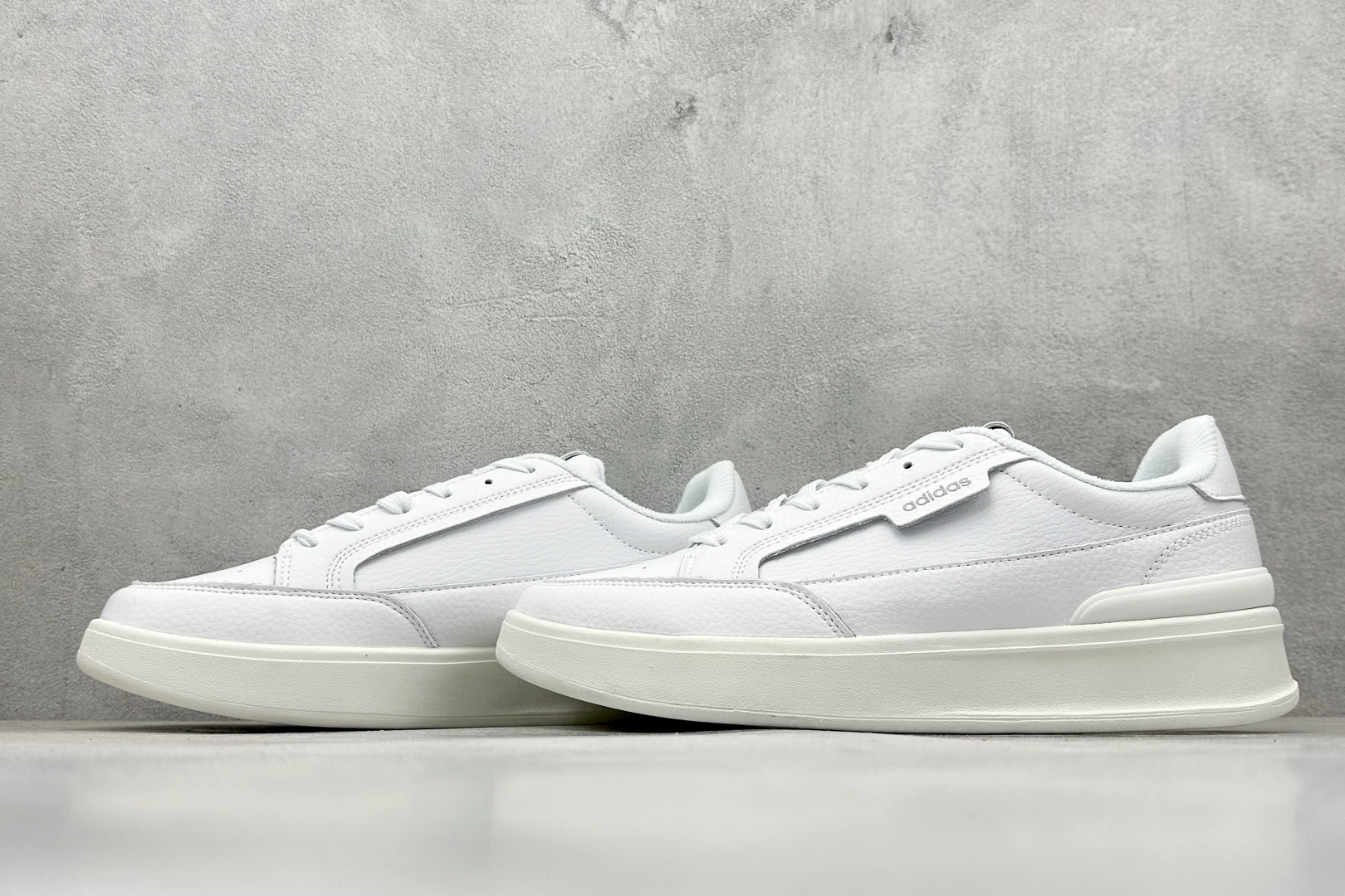 adidas Aspyre 校园休闲板鞋 JI2129