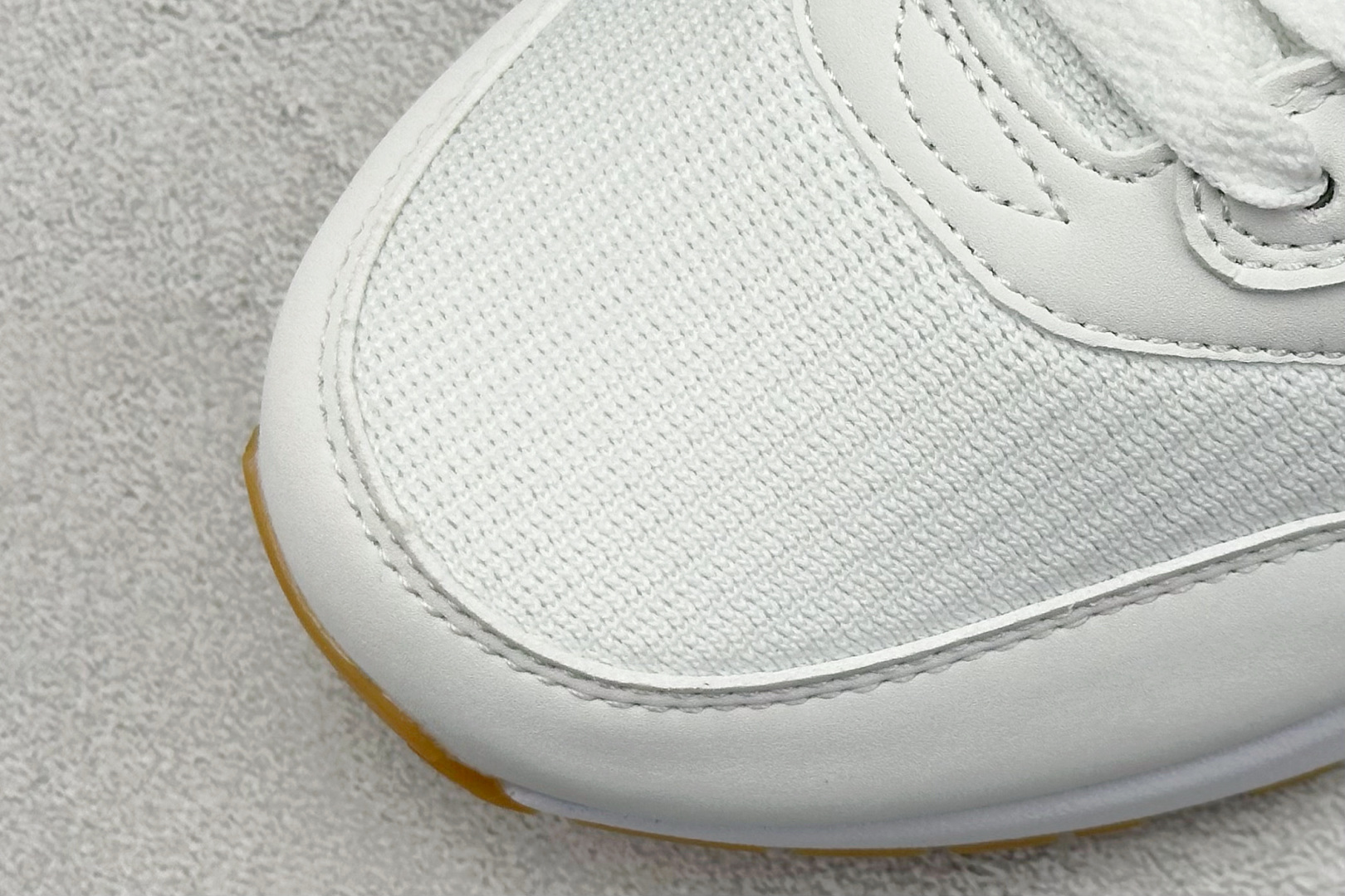 Nike Air Max 1 耐克半掌气垫复古跑步鞋 FN0697-100