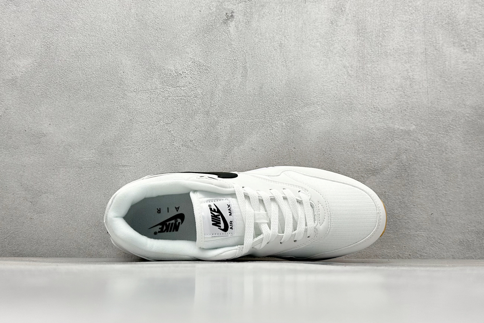 Nike Air Max 1 耐克半掌气垫复古跑步鞋 FN0697-100