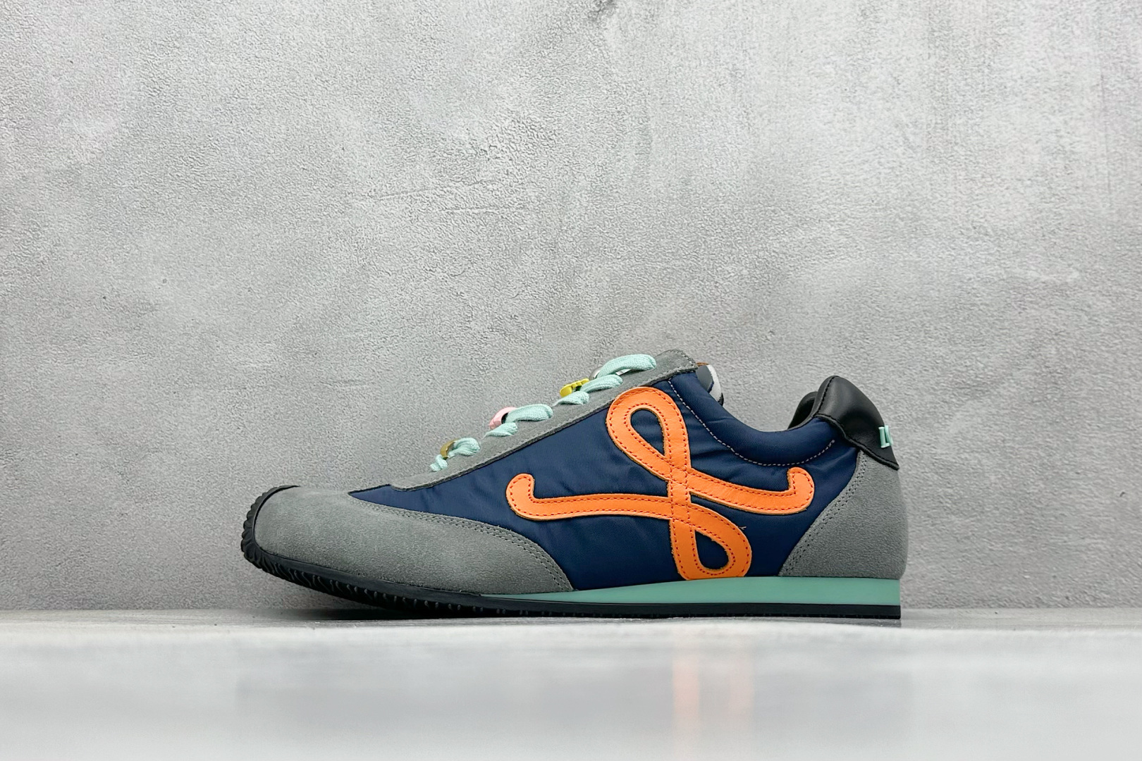 罗意威LOEWE 2025 | Ballet Runner2.0 新款芭蕾舞鞋