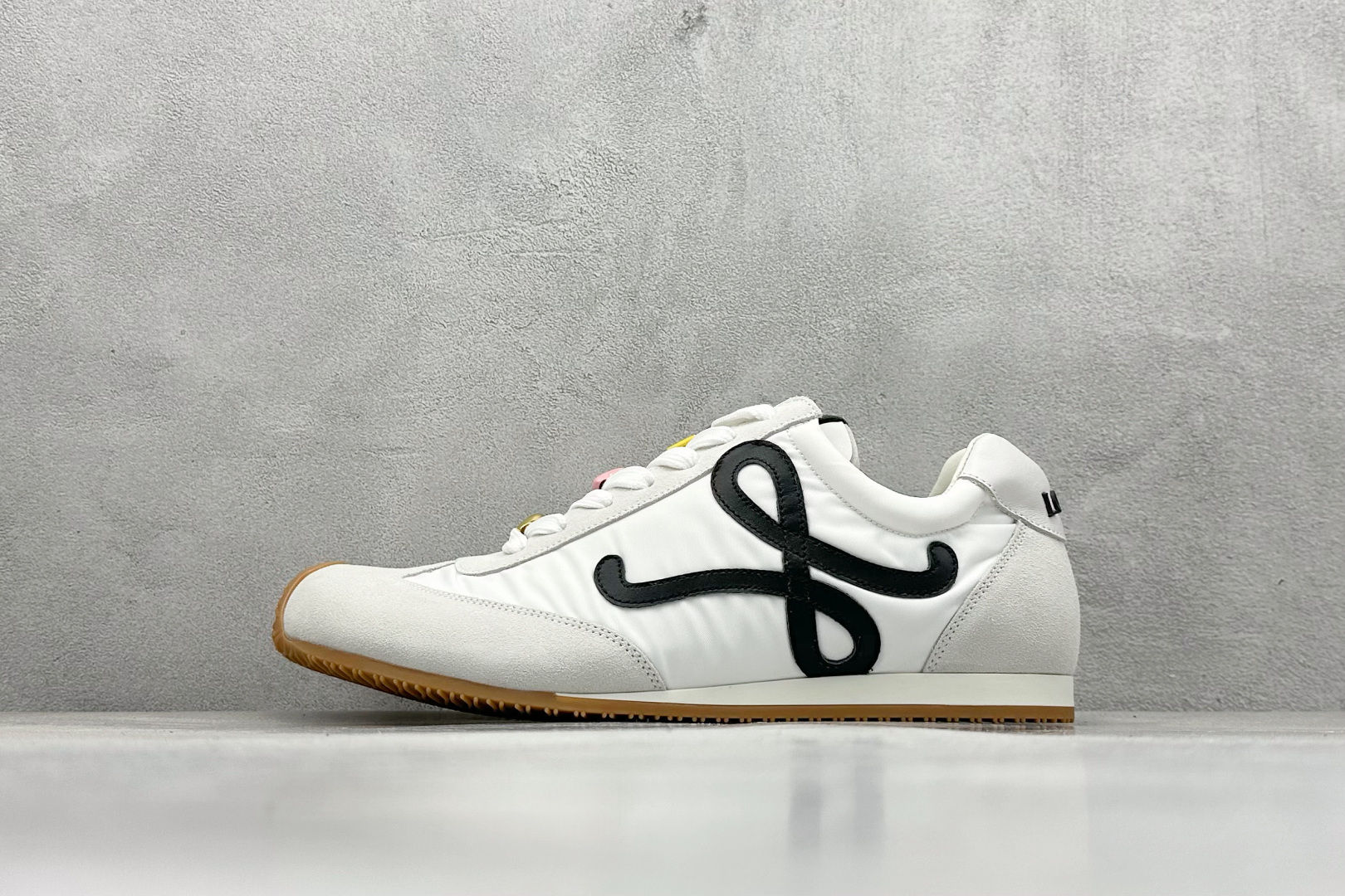 罗意威LOEWE 2025 | Ballet Runner2.0 新款芭蕾舞鞋