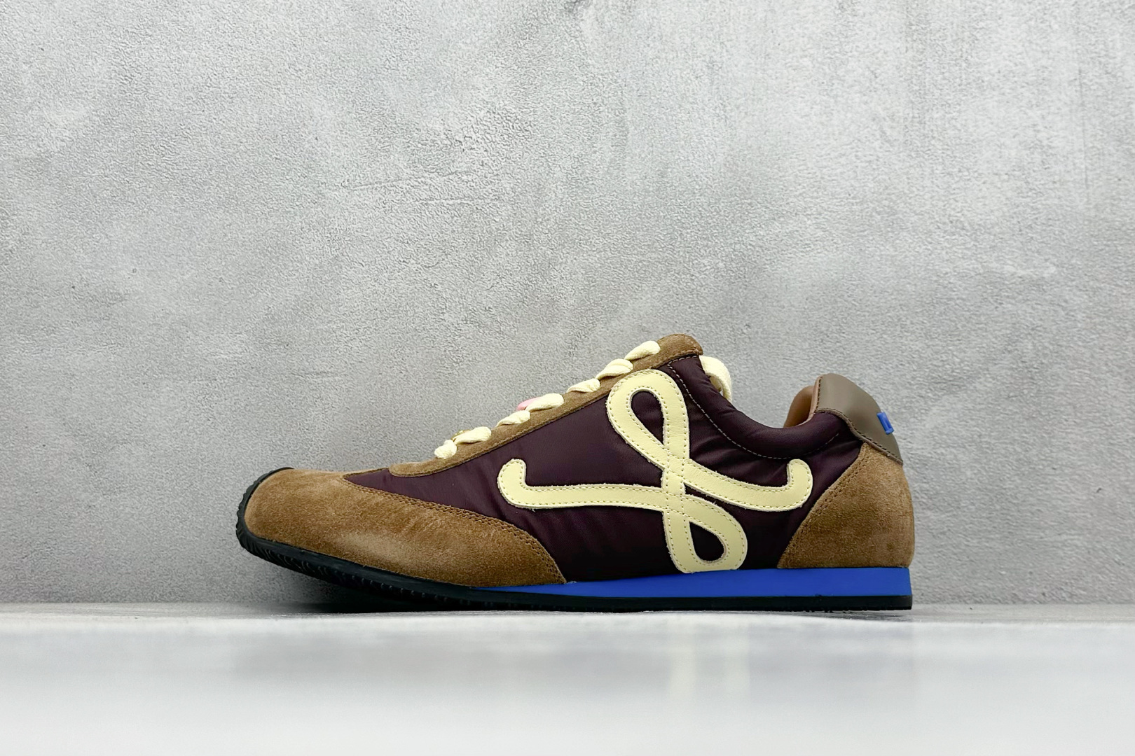 罗意威LOEWE 2025 | Ballet Runner2.0 新款芭蕾舞鞋