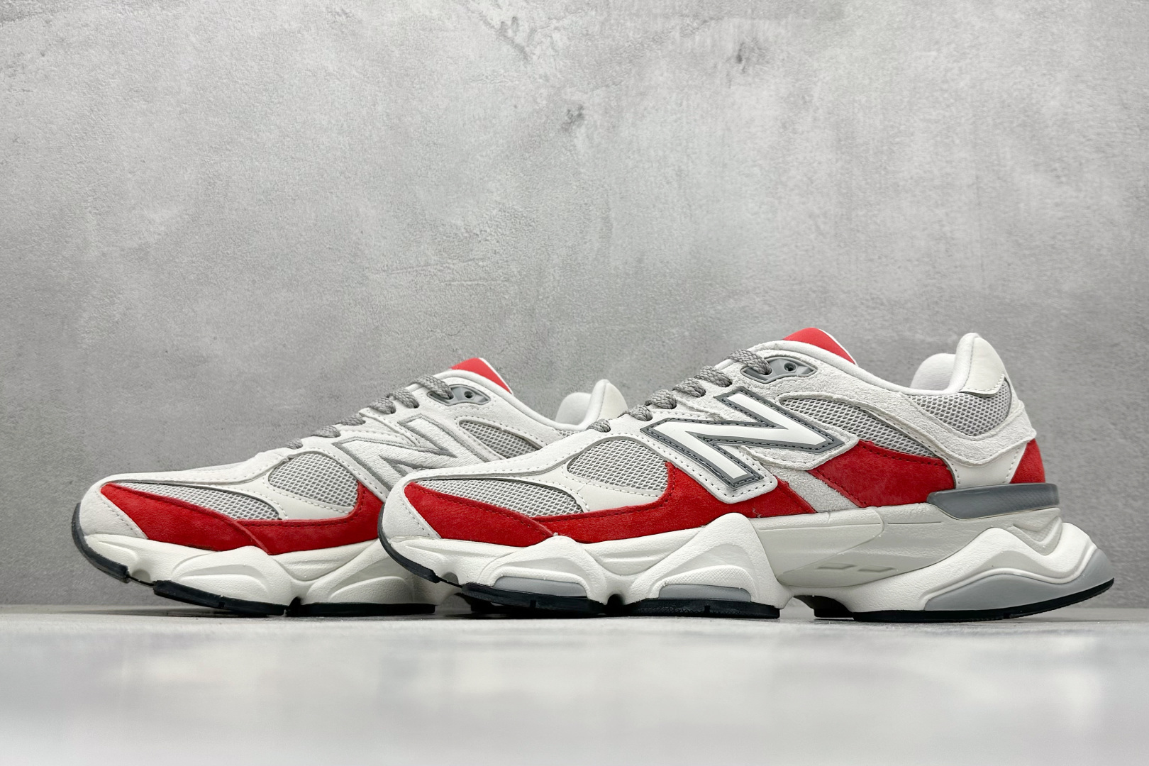 New Balance NB9060 联名款 复古休闲运动慢跑鞋 U9060JBE New Balance NB9060 联名款 复古休闲运动慢跑鞋 U9060JBE