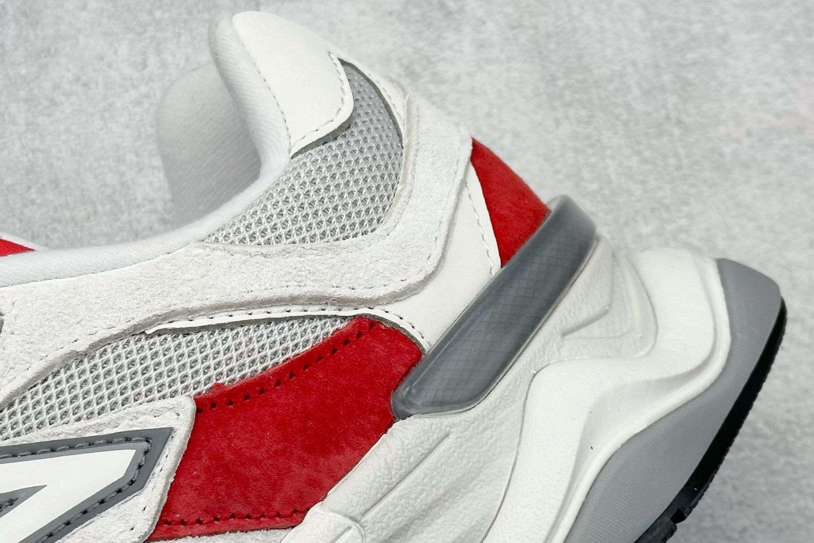 New Balance NB9060 联名款 复古休闲运动慢跑鞋 U9060JBE New Balance NB9060 联名款 复古休闲运动慢跑鞋 U9060JBE