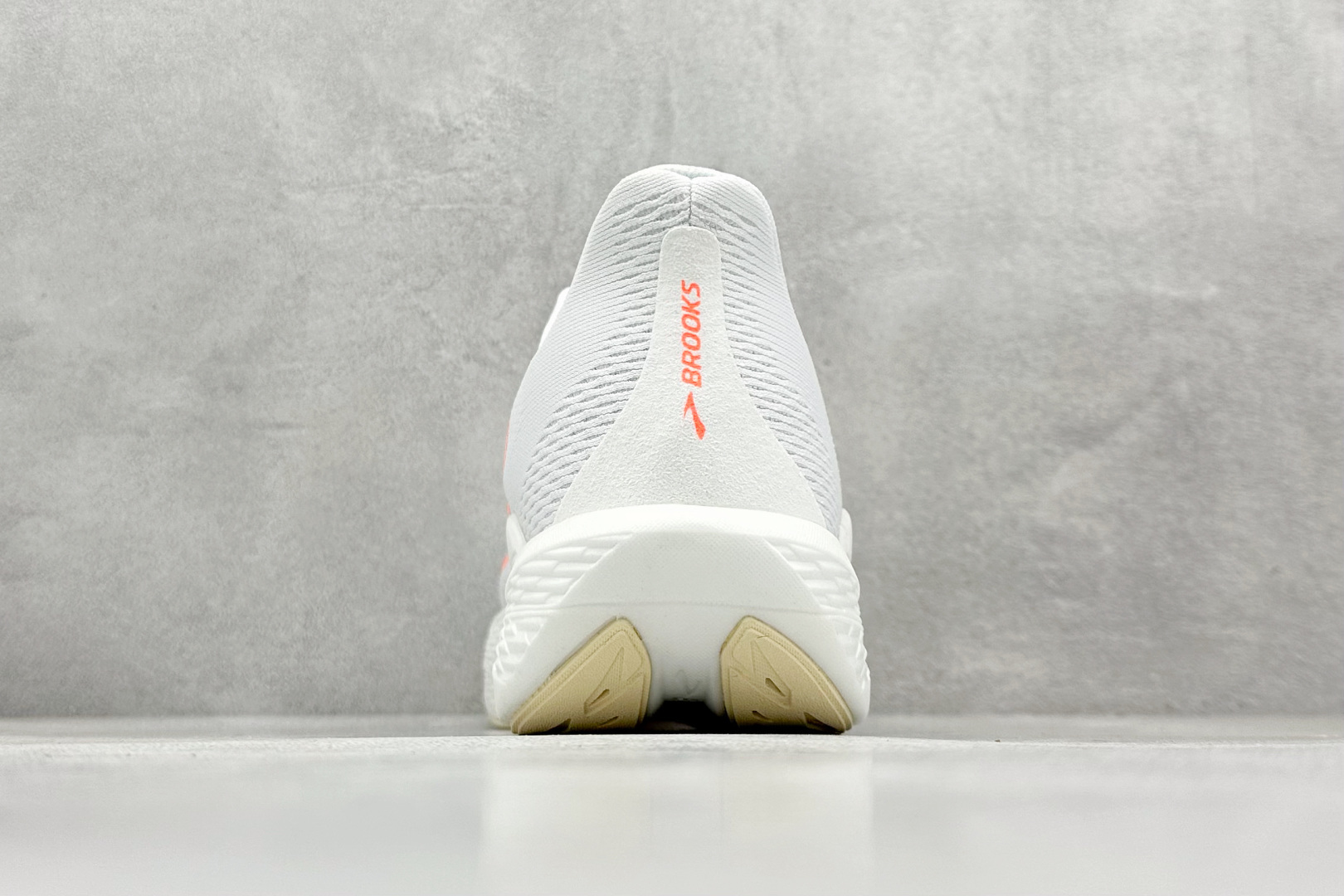 Brooks Hyperion Max 2 布鲁克斯 烈风2 减震竞速马拉松专业跑鞋 120423 1B 173