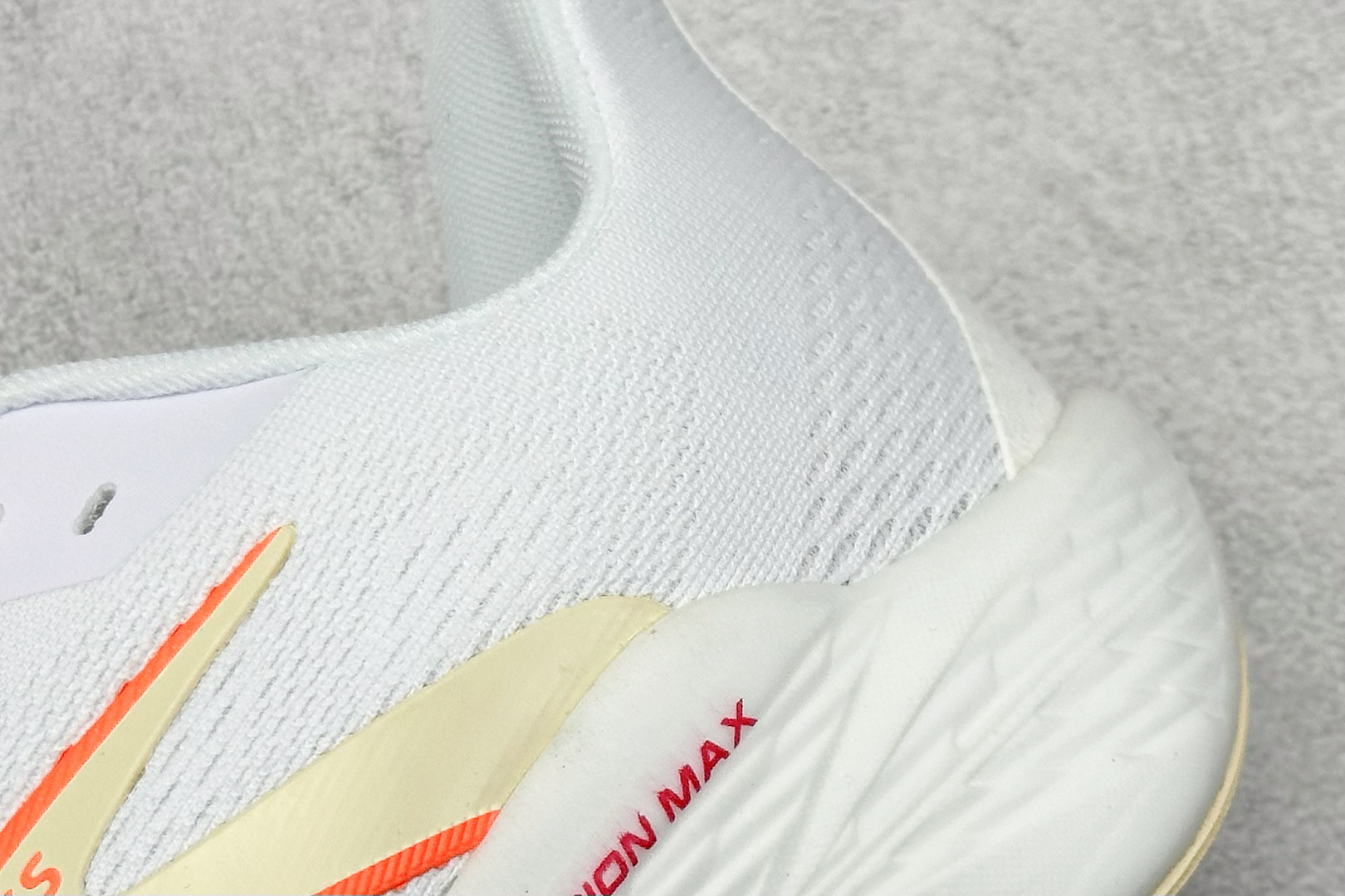 Brooks Hyperion Max 2 布鲁克斯 烈风2 减震竞速马拉松专业跑鞋 120423 1B 173