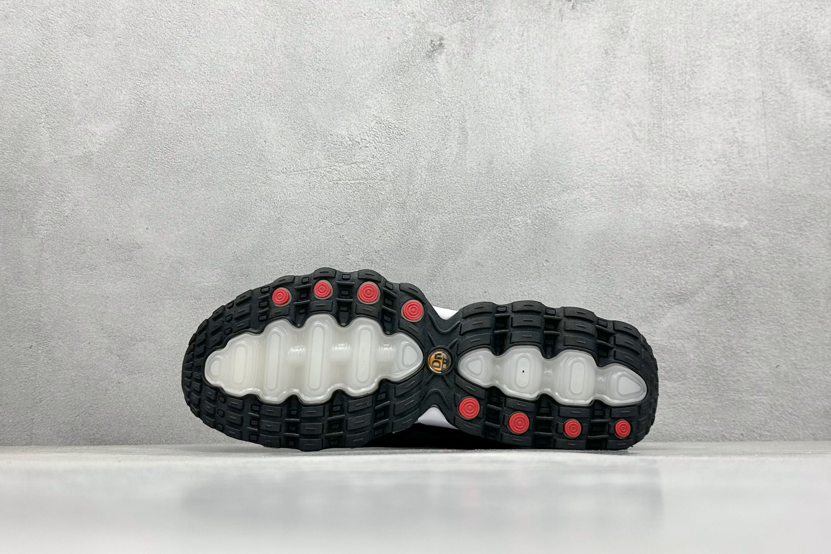 YH版 Nk Air Max Dn8 耐克运动舒适减震气垫跑步鞋 FQ7860-027