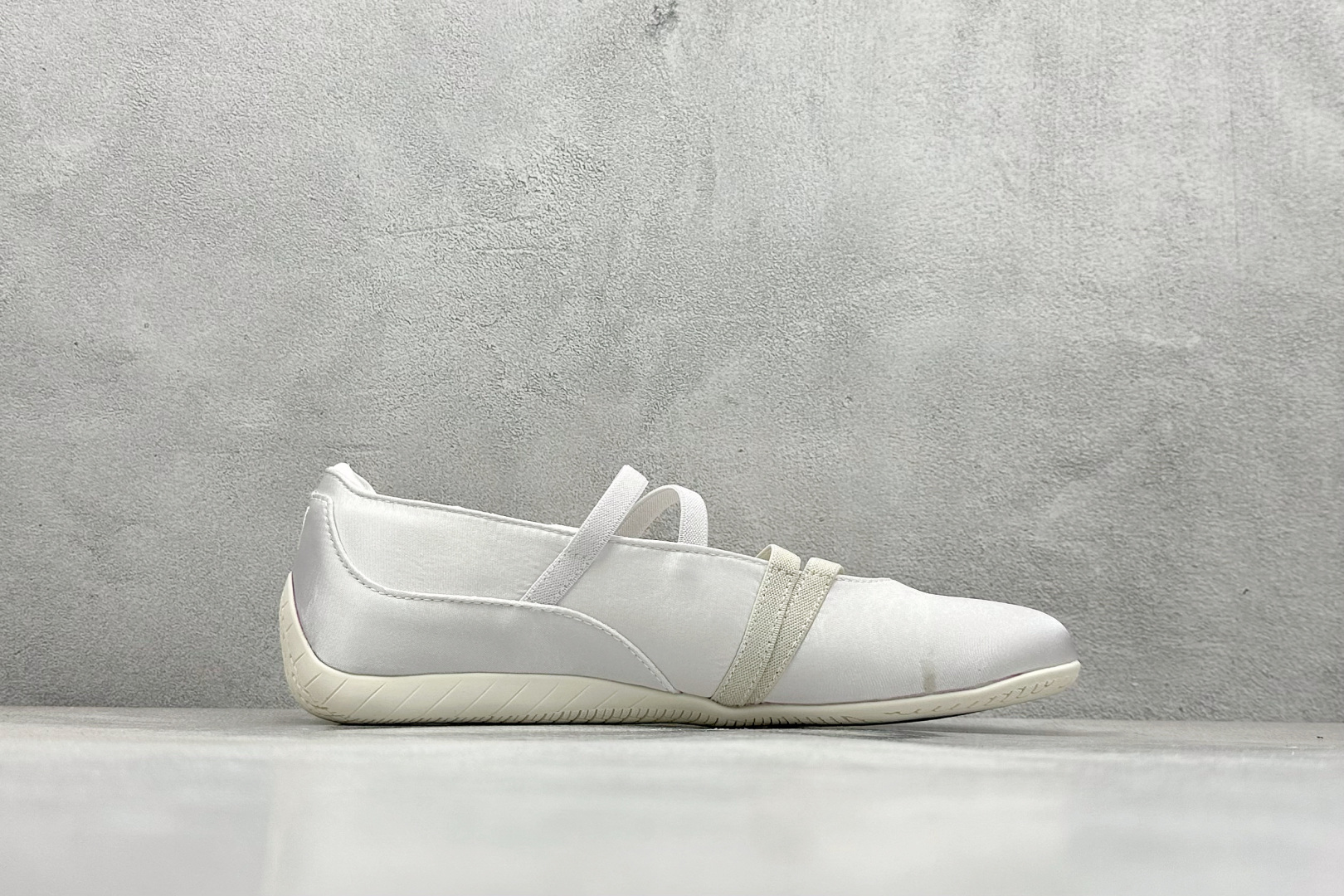 XS版 PuMa Speedcat 舒适百搭 低帮 芭蕾鞋 404373-03 XS版 PuMa Speedcat 舒适百搭 低帮 芭蕾鞋 404373-03