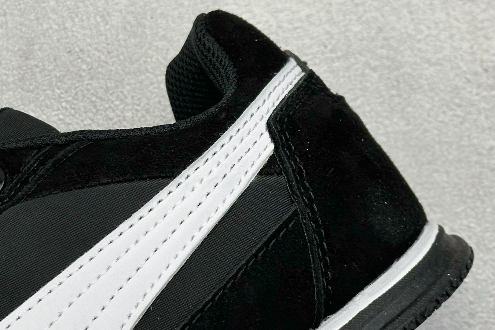 XS版PUMA BELLA DONNA NYLON 唐娜尼龙 时尚舒适 减震透气 低帮 生活休闲鞋 403554-02