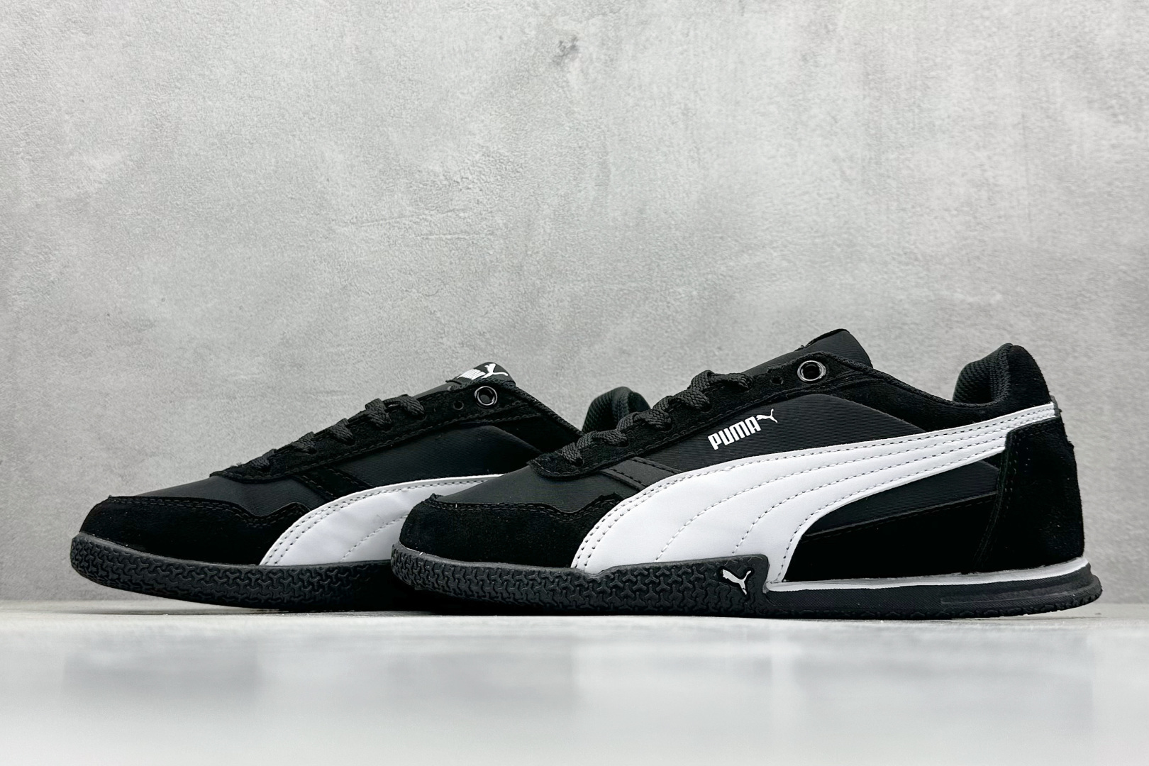 XS版PUMA BELLA DONNA NYLON 唐娜尼龙 时尚舒适 减震透气 低帮 生活休闲鞋 403554-02