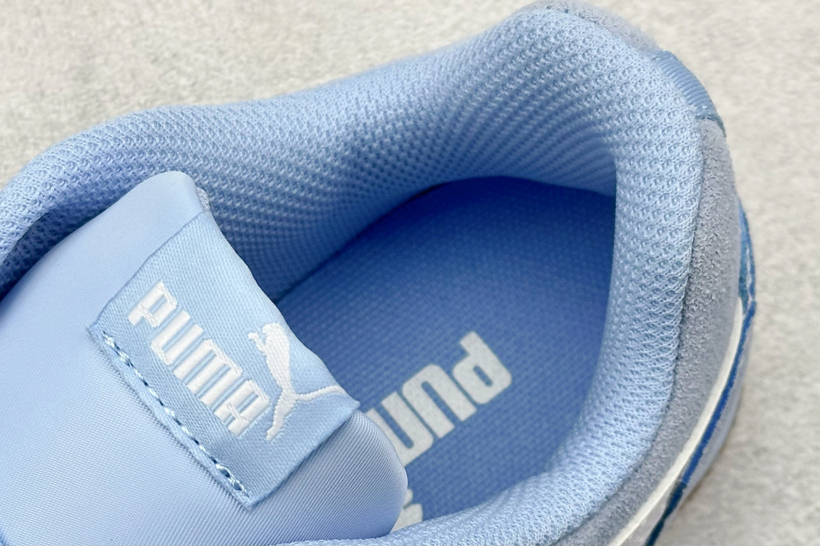 XS版PUMA BELLA DONNA NYLON 唐娜尼龙 时尚舒适 减震透气 低帮 生活休闲鞋 403554-04 XS版PUMA BELLA DONNA NYLON 唐娜尼龙 时尚舒适 减震透气 低帮 生活休闲鞋 403554-04