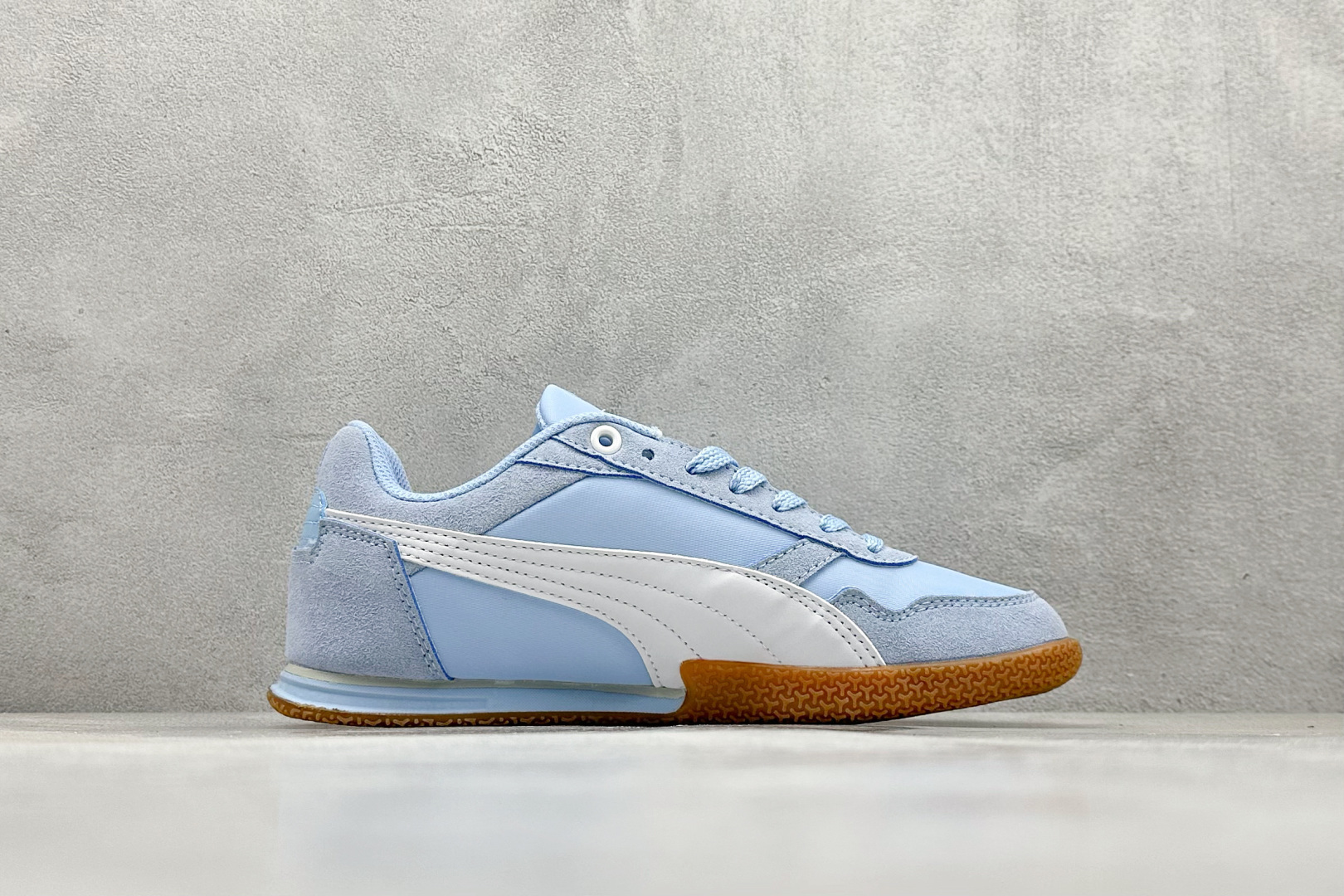 XS版PUMA BELLA DONNA NYLON 唐娜尼龙 时尚舒适 减震透气 低帮 生活休闲鞋 403554-04 XS版PUMA BELLA DONNA NYLON 唐娜尼龙 时尚舒适 减震透气 低帮 生活休闲鞋 403554-04