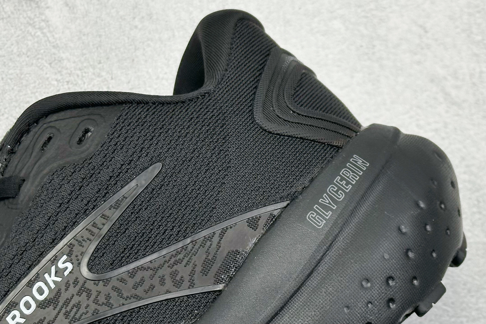 Z版Brooks 布鲁克斯 Glycerin 21 超弹轻盈跑步鞋 低帮透气缓震支撑休闲运动慢跑鞋 110419 2E 020