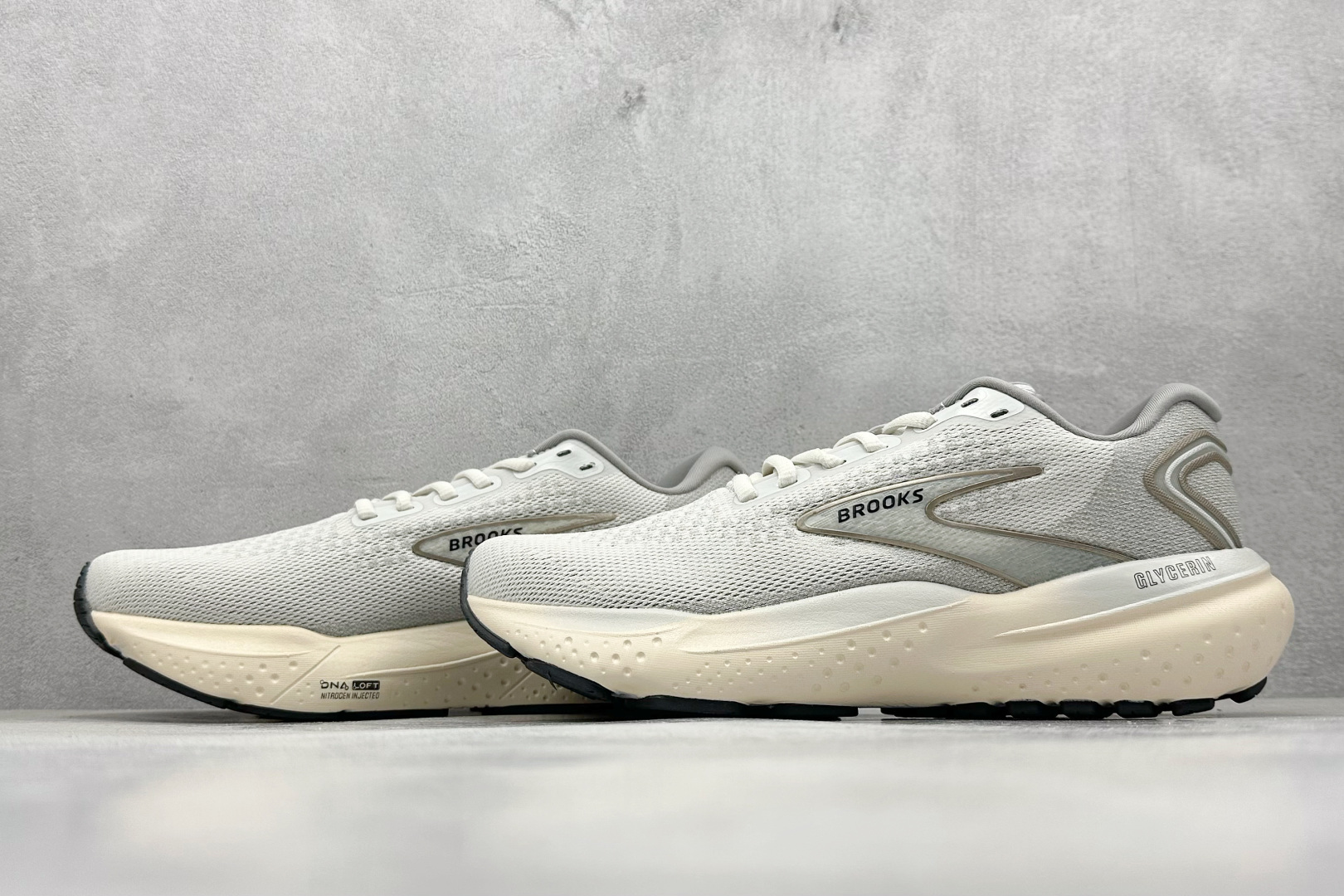 Z版Brooks 布鲁克斯 Glycerin 21 超弹轻盈跑步鞋 低帮透气缓震支撑休闲运动慢跑鞋 110419 1D 085