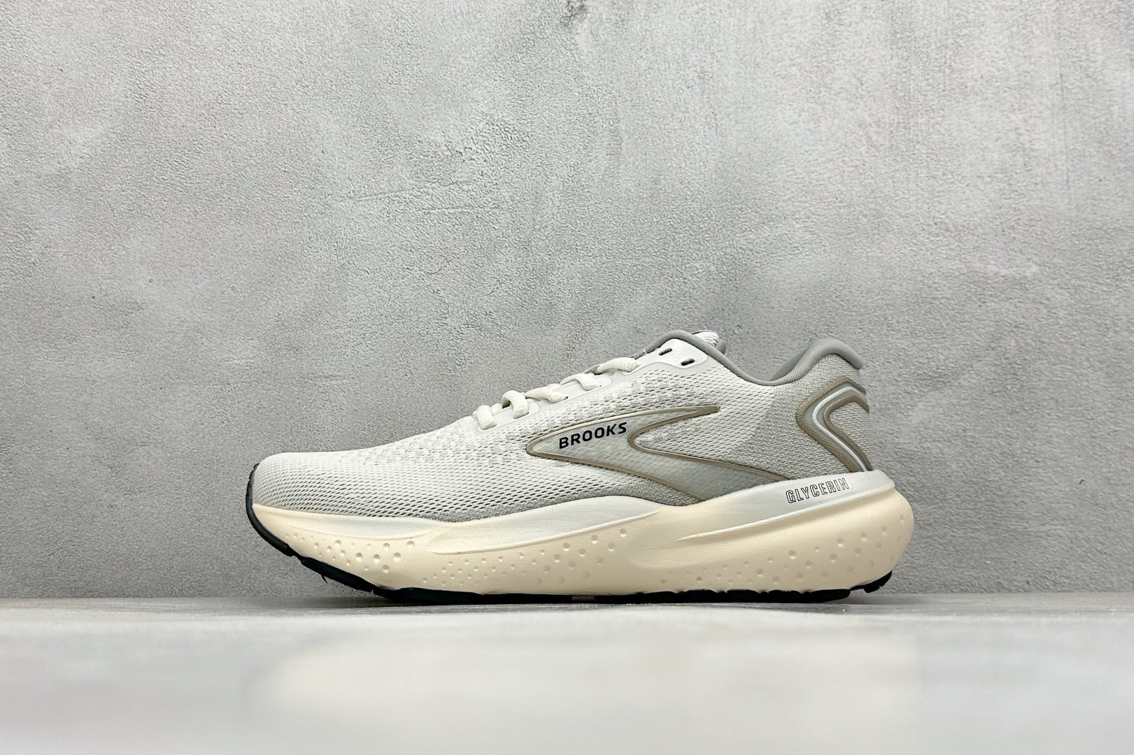 Z版Brooks 布鲁克斯 Glycerin 21 超弹轻盈跑步鞋 低帮透气缓震支撑休闲运动慢跑鞋 110419 1D 085