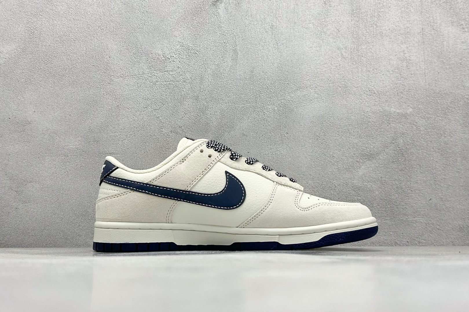 XC版 Nk SB Dunk Low 纪梵希联名 灰猪八双勾 周年高端定制 低帮休闲板鞋 DJ2024-112