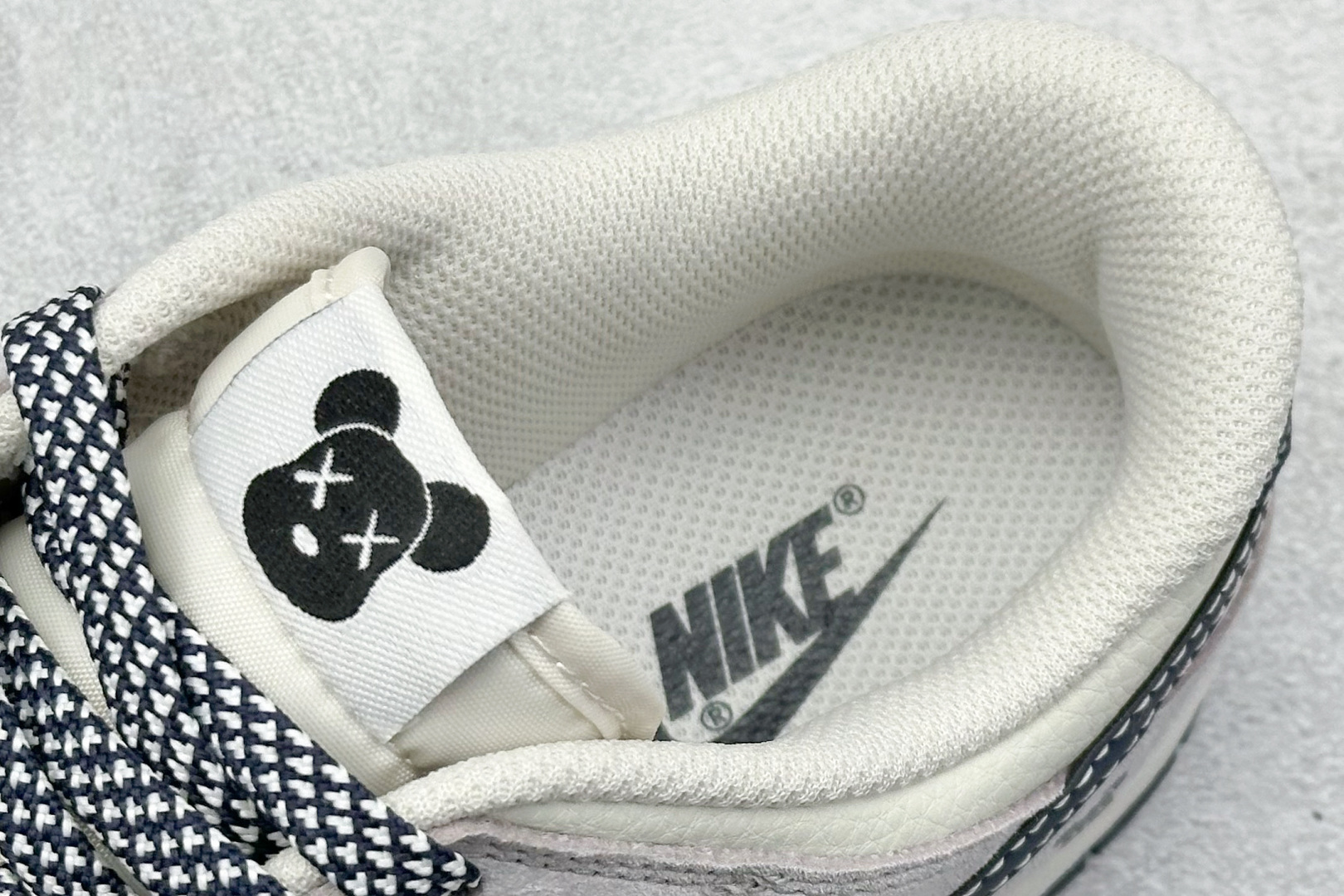 XC版 Nk SB Dunk Low 暴力熊联名 深蓝猪八 周年高端定制 低帮休闲板鞋 DJ2024-104 XC版 Nk SB Dunk Low 暴力熊联名 深蓝猪八 周年高端定制 低帮休闲板鞋 DJ2024-104