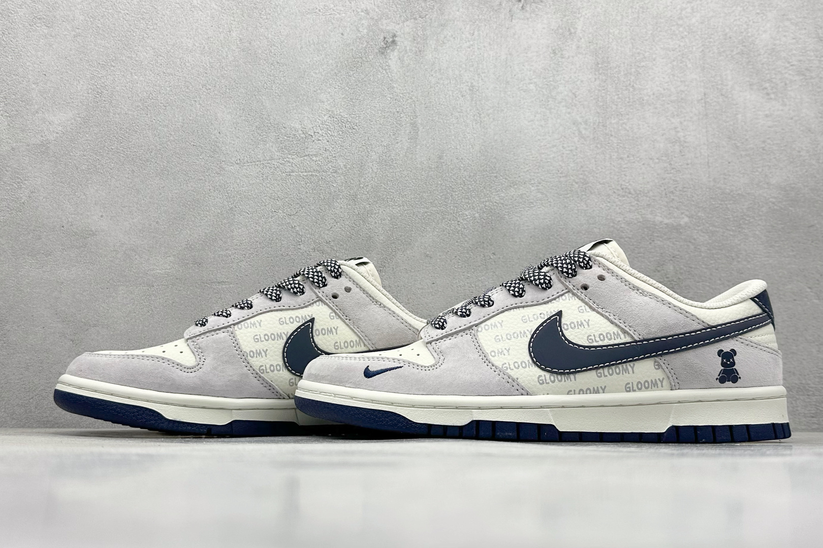 XC版 Nk SB Dunk Low 暴力熊联名 深蓝猪八 周年高端定制 低帮休闲板鞋 DJ2024-104 XC版 Nk SB Dunk Low 暴力熊联名 深蓝猪八 周年高端定制 低帮休闲板鞋 DJ2024-104