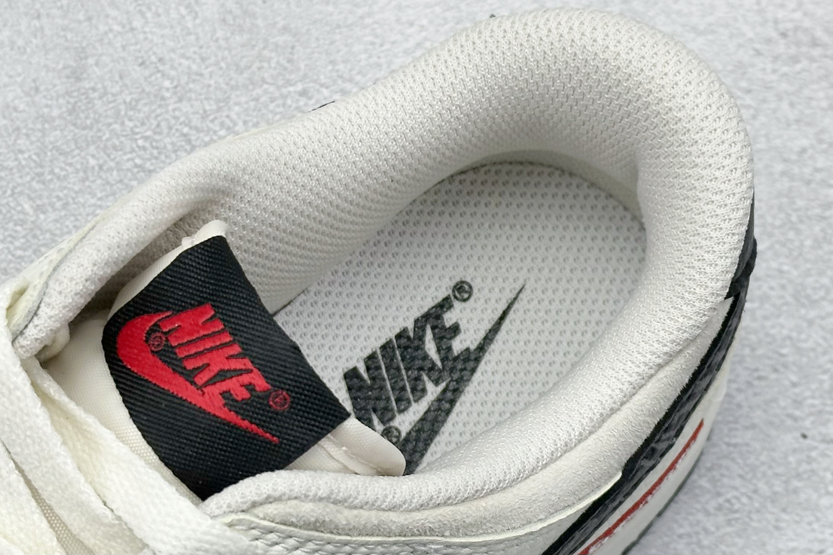 XC版 Nk SB Dunk Low Sup联名 黑花纹 周年高端定制 低帮休闲板鞋 DJ2024-100