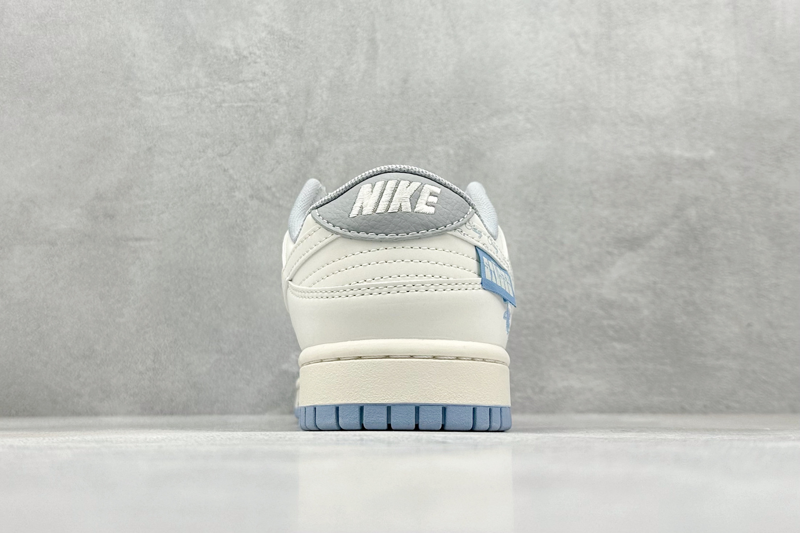 XC版 Nike SB Dunk Low 斯图西联名 大学蓝花勾 周年高端定制 低帮休闲板鞋 XS6089-591