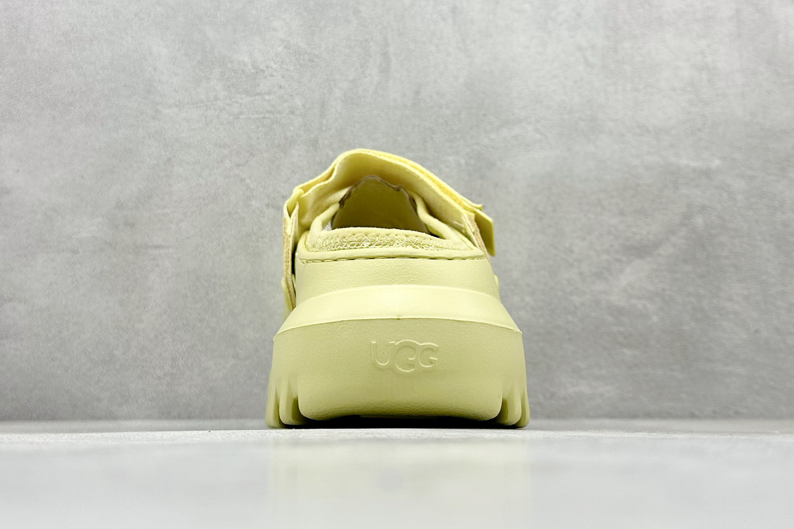 UGG GoldenGlow Slide 简约时尚 EVA 防磨一脚蹬拖鞋 1166912