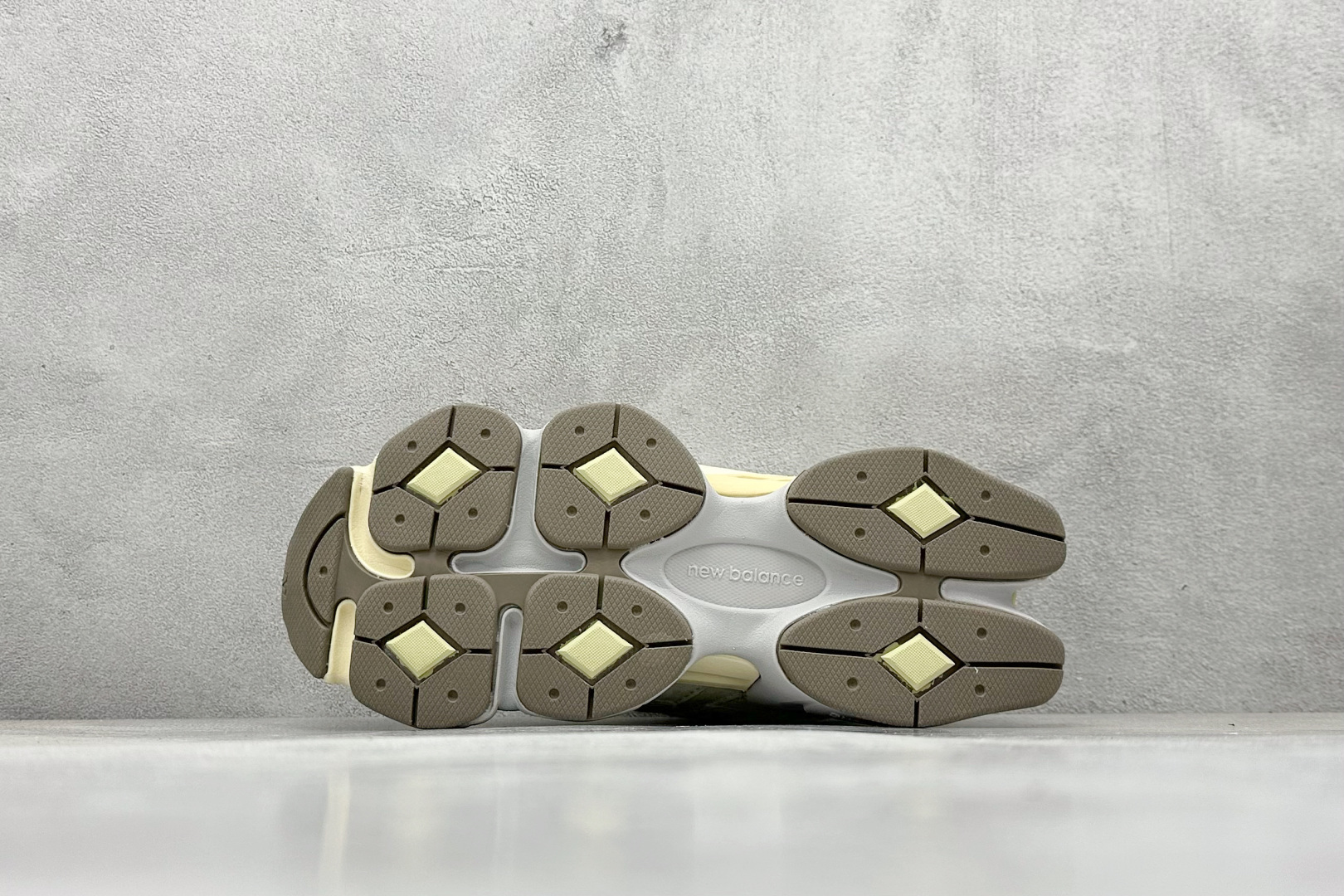 New Balance NB9060系列 复古休闲运动慢跑鞋 U9060EEP