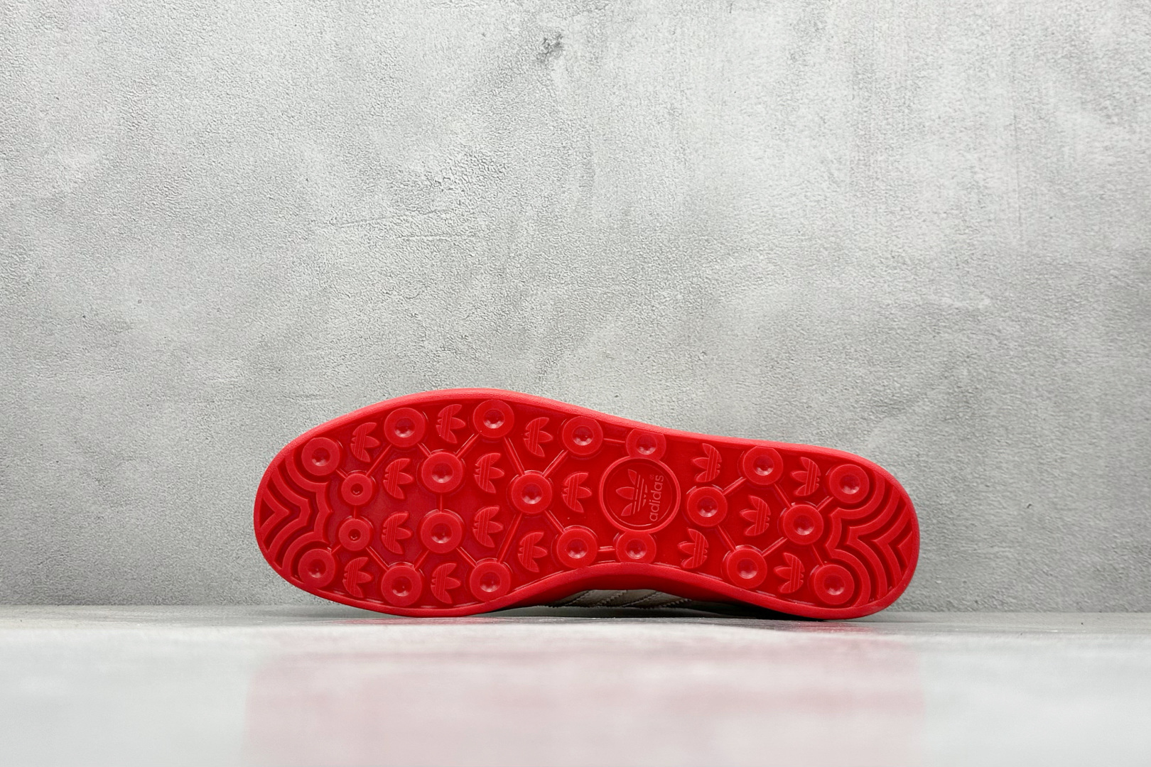 AD Originals Gazelle INdoor x superme 三叶草休闲防滑耐磨低帮板鞋 DD6610