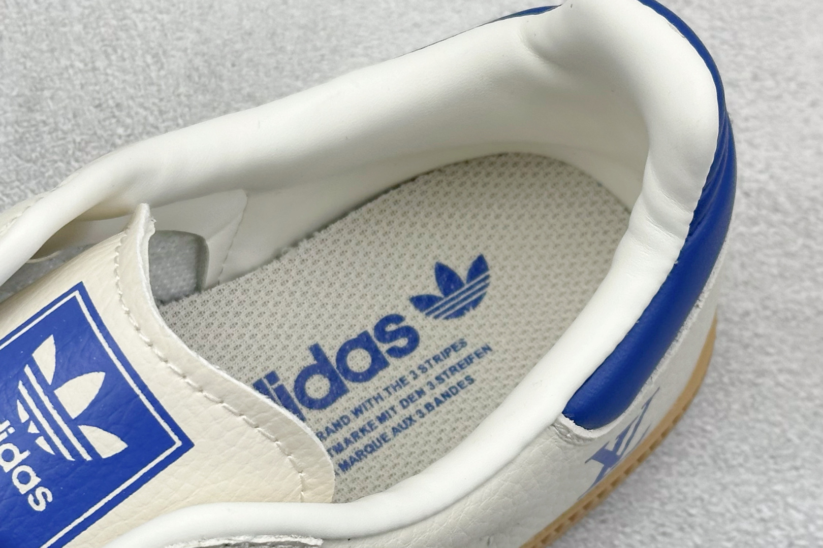 220 adidas originals Samba x LV 白蓝 桑巴舞系列复古经典轻便板鞋 XR005