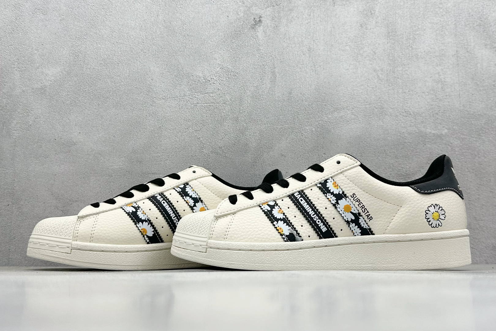 AD Originals Superstar x Peaceminusone 白黑小雏菊 XG0007 AD Originals Superstar x Peaceminusone 白黑小雏菊 XG0007