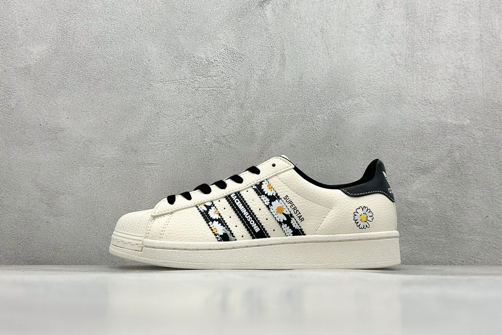 AD Originals Superstar x Peaceminusone 白黑小雏菊 XG0007 AD Originals Superstar x Peaceminusone 白黑小雏菊 XG0007