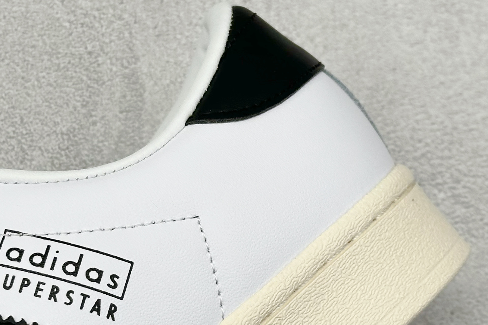 Adidas Originals Superstar 2025全新版本 贝壳头 JI3138