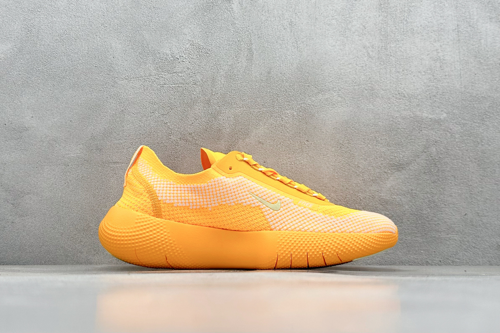 NK Free 2025 赤足透气缓震运动跑鞋 HF1078-800