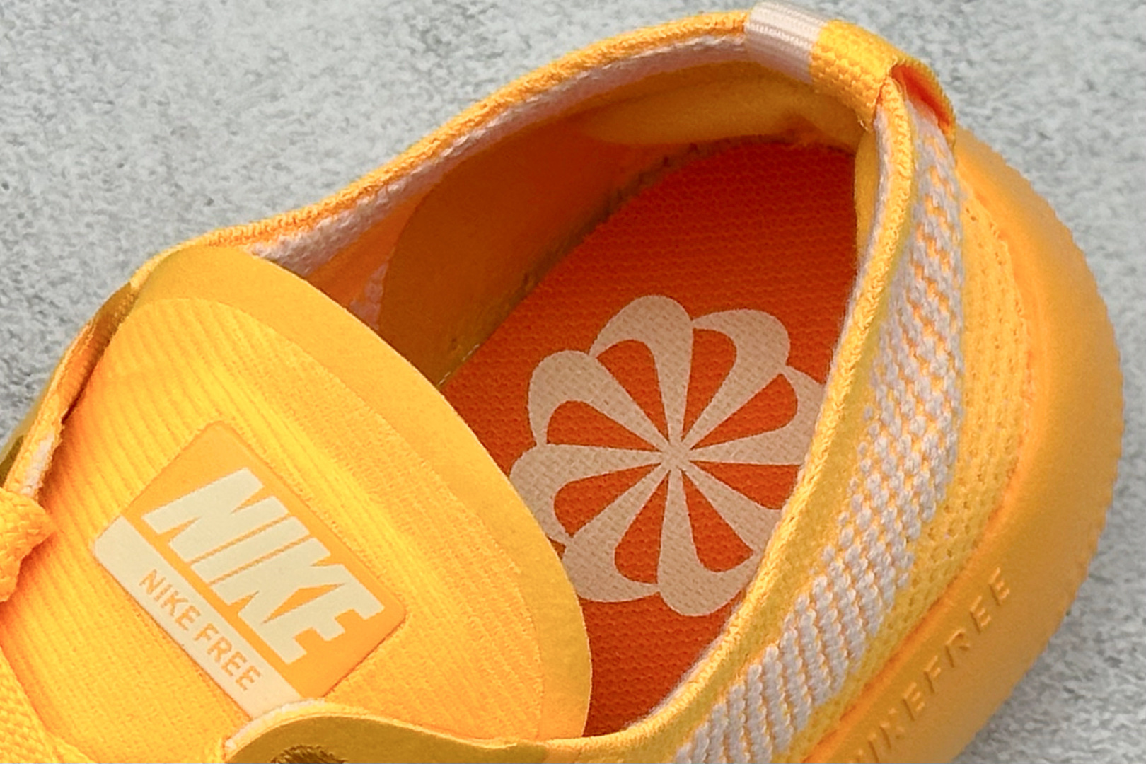 NK Free 2025 赤足透气缓震运动跑鞋 HF1078-800