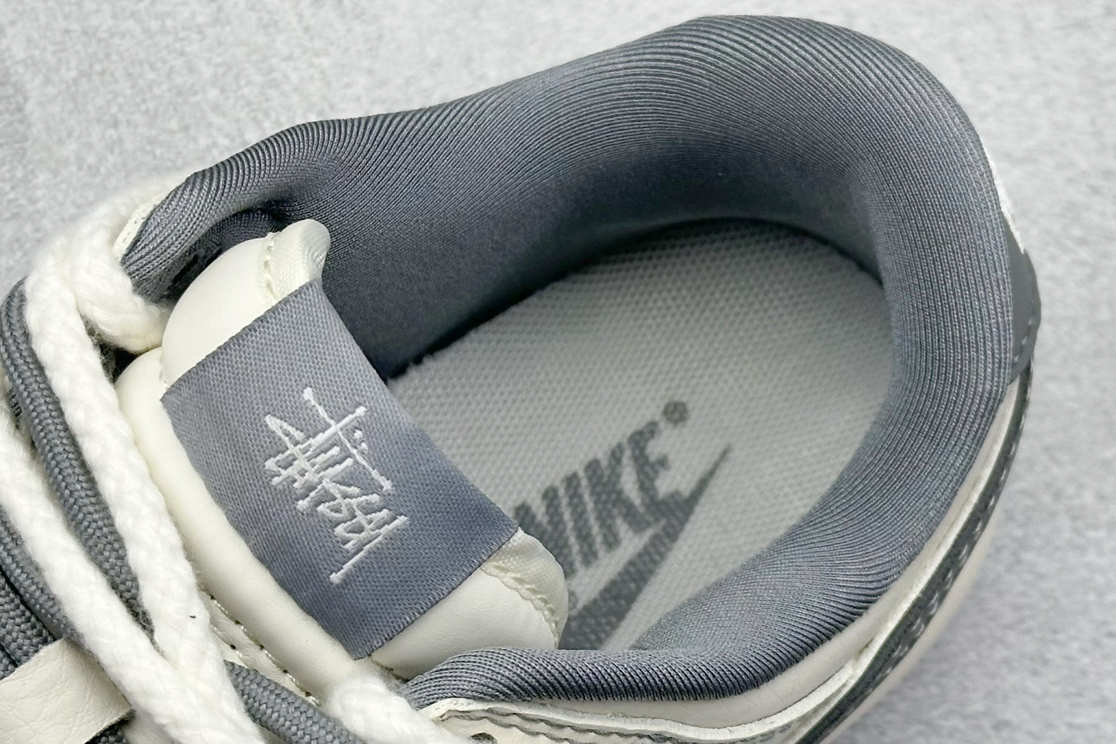 Nike SB Dunk Low x Stussy 米灰小钩绑带 SJ2068-310