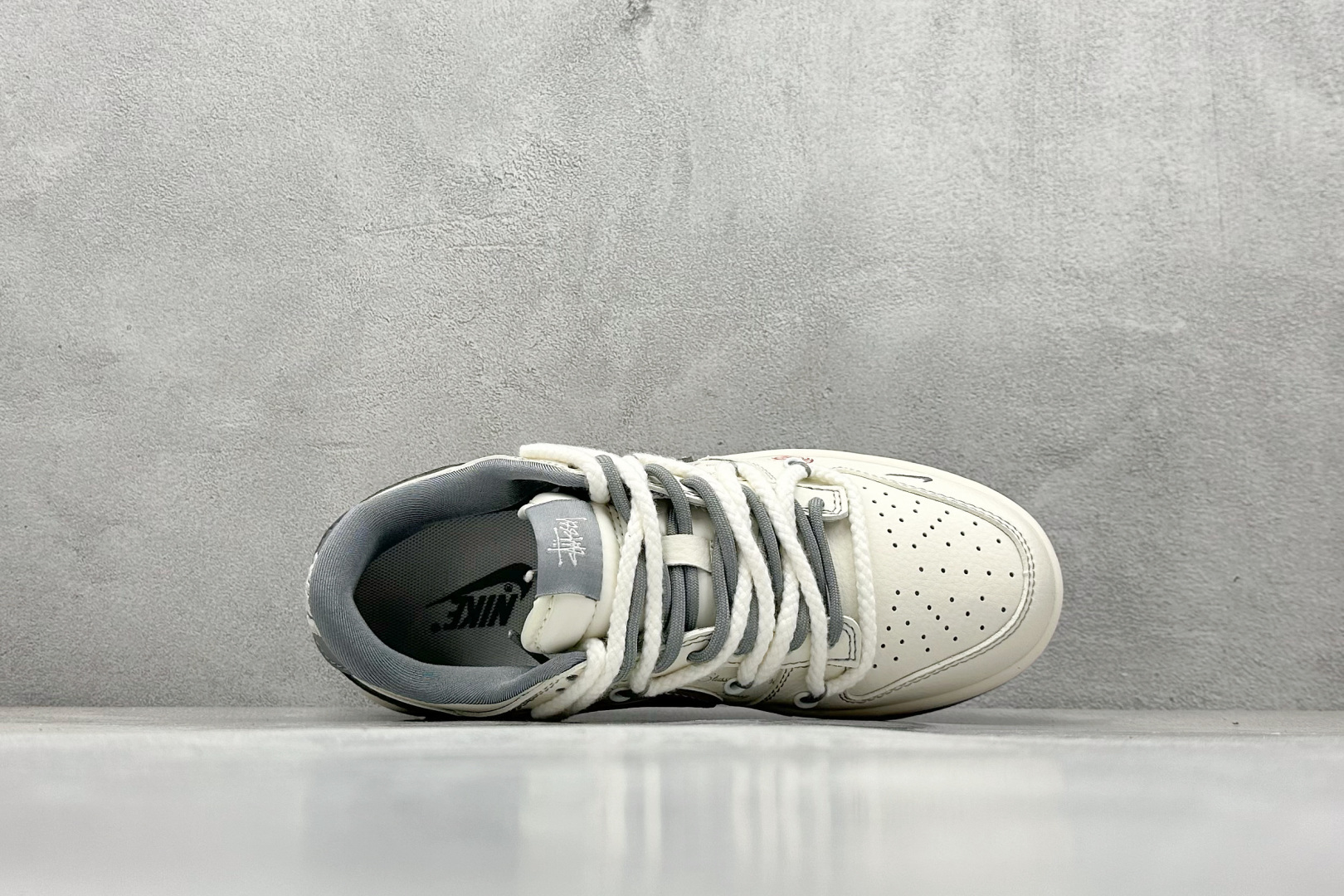 Nike SB Dunk Low x Stussy 米灰小钩绑带 SJ2068-310