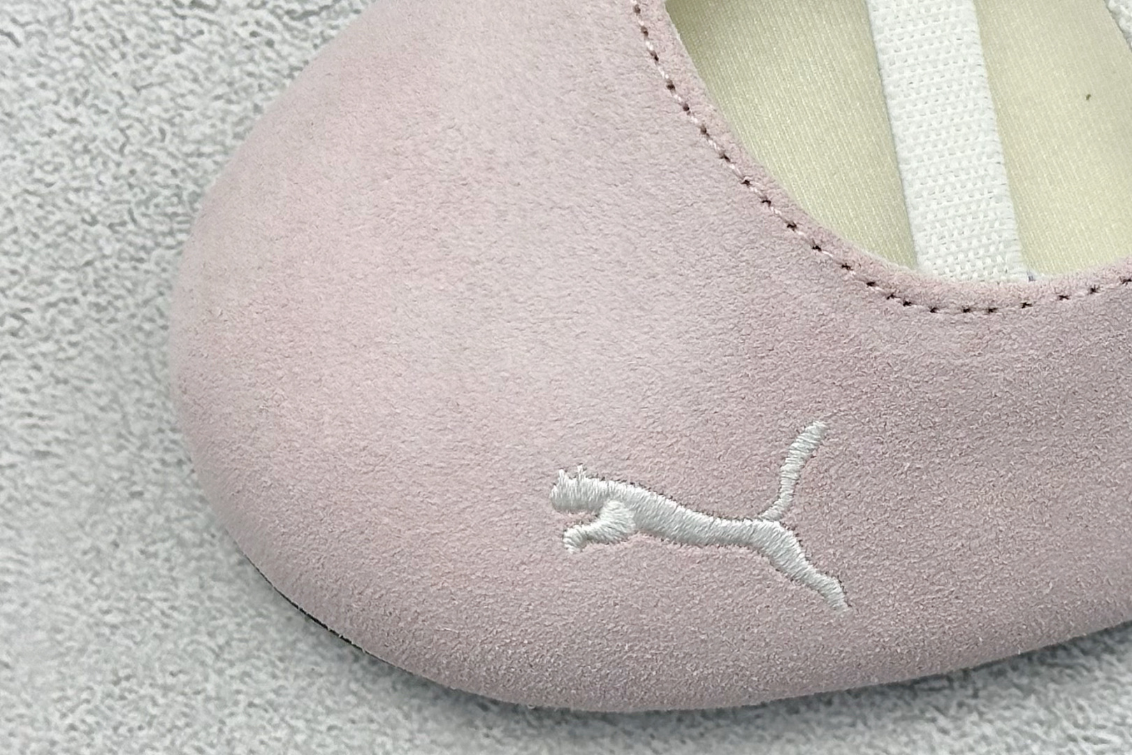 190 S2版PuMa Speedcat 舒适百搭 低帮 芭蕾鞋 401287-02-Chinese UA Cheap High Quatity Brand Clothes Bags handbags Sneakers wholesale wholesaler seller from China Factory suppliers Fashion Clothing Shoes best Quality Beautiful Price 190 S2版PuMa Speedcat 舒适百搭 低帮 芭蕾鞋 401287-02