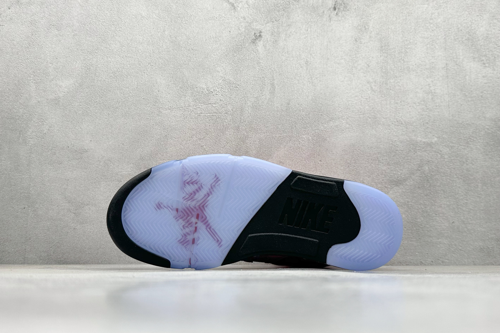 F版 Nike Air Jordan 5 ”Grape” 纯原大厂出品 Air Jordan AJ5 Retro DV4982-600 F版 Nike Air Jordan 5 ”Grape” 纯原大厂出品 Air Jordan AJ5 Retro DV4982-600