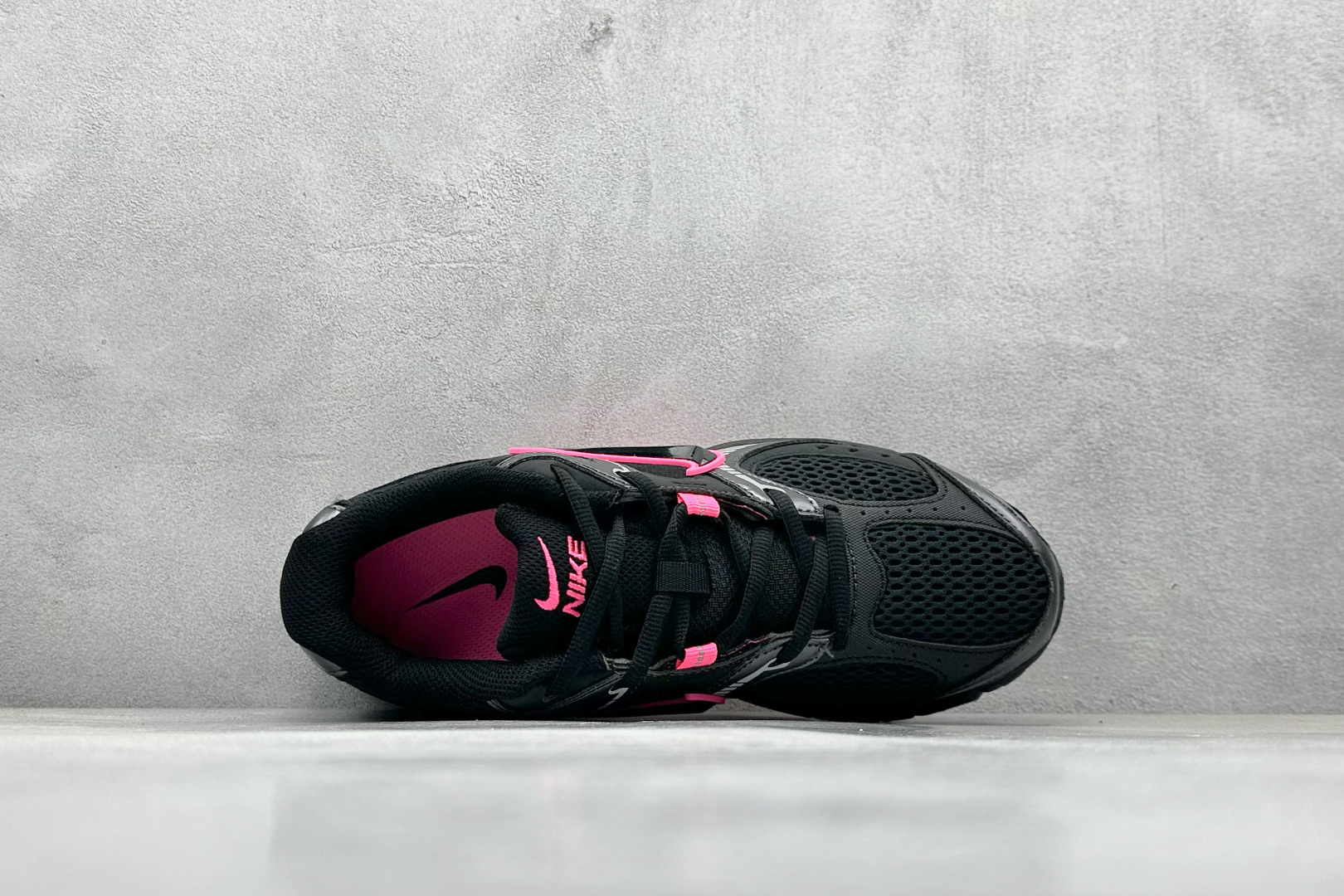 GS版 NK V5 RNR 舒适百搭跑步鞋 融合了复古与现代设计元素 HJ5528-007