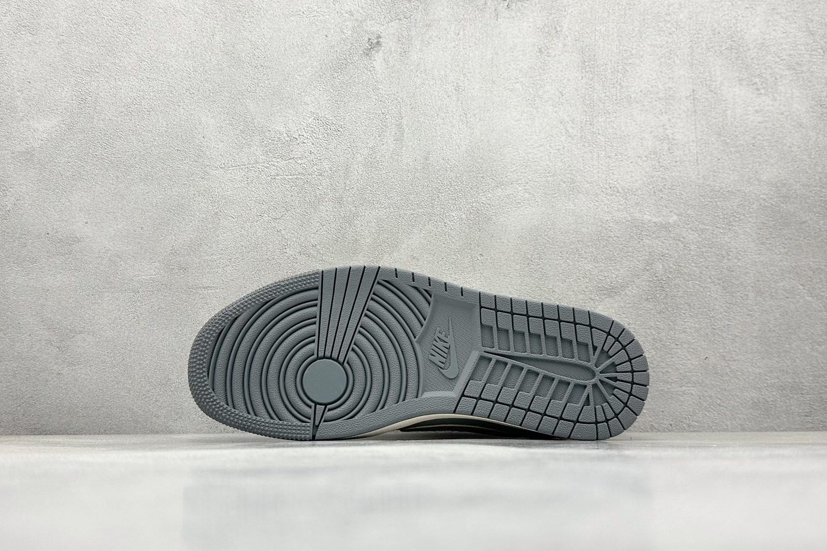 XC版Travis Scott x Fragment Design x Air Jordan 1 Low SP AJ1 乔1 小米联名 寒武岩灰 低帮文化休闲板鞋 XX3168-200