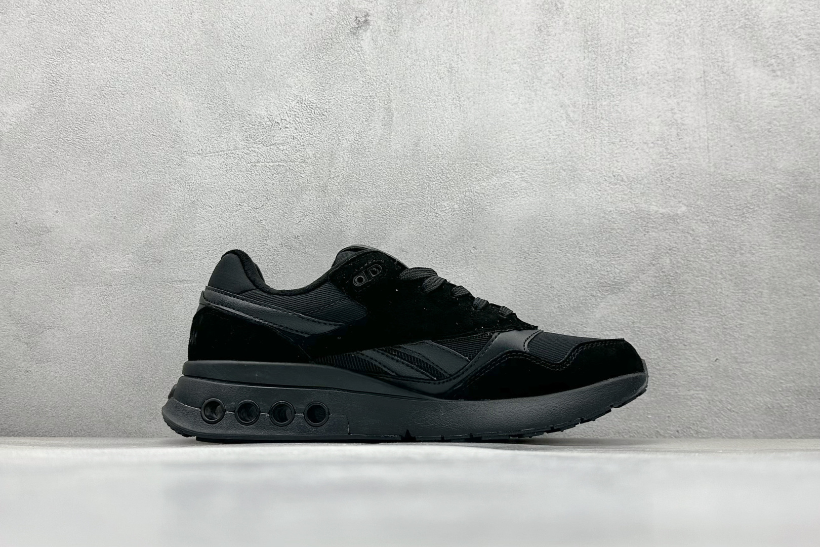 Reebok Classic Harman Ripple 防滑透气 低帮休闲跑步鞋 100209546 Reebok Classic Harman Ripple 防滑透气 低帮休闲跑步鞋 100209546
