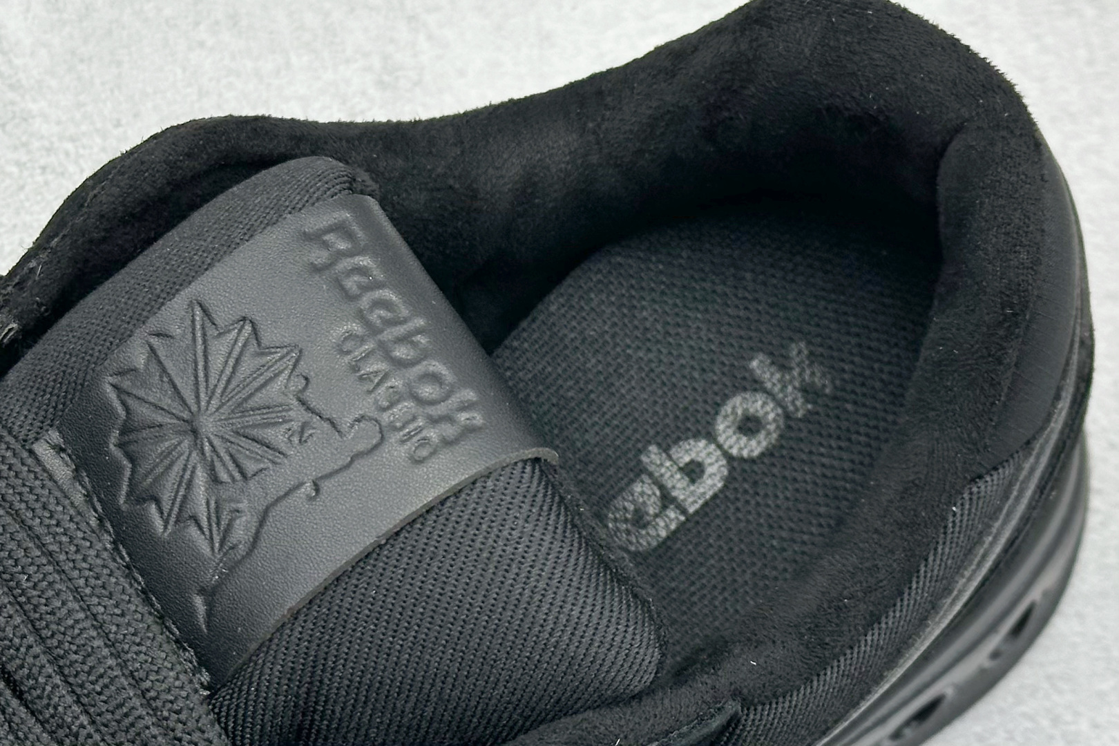 Reebok Classic Harman Ripple 防滑透气 低帮休闲跑步鞋 100209546 Reebok Classic Harman Ripple 防滑透气 低帮休闲跑步鞋 100209546